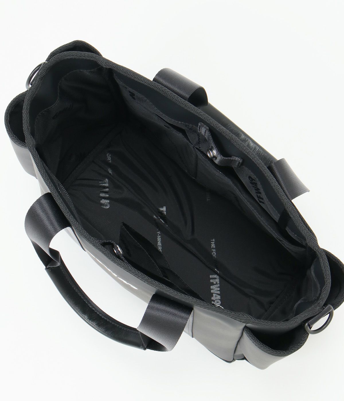 LEATHER ROUND BAG