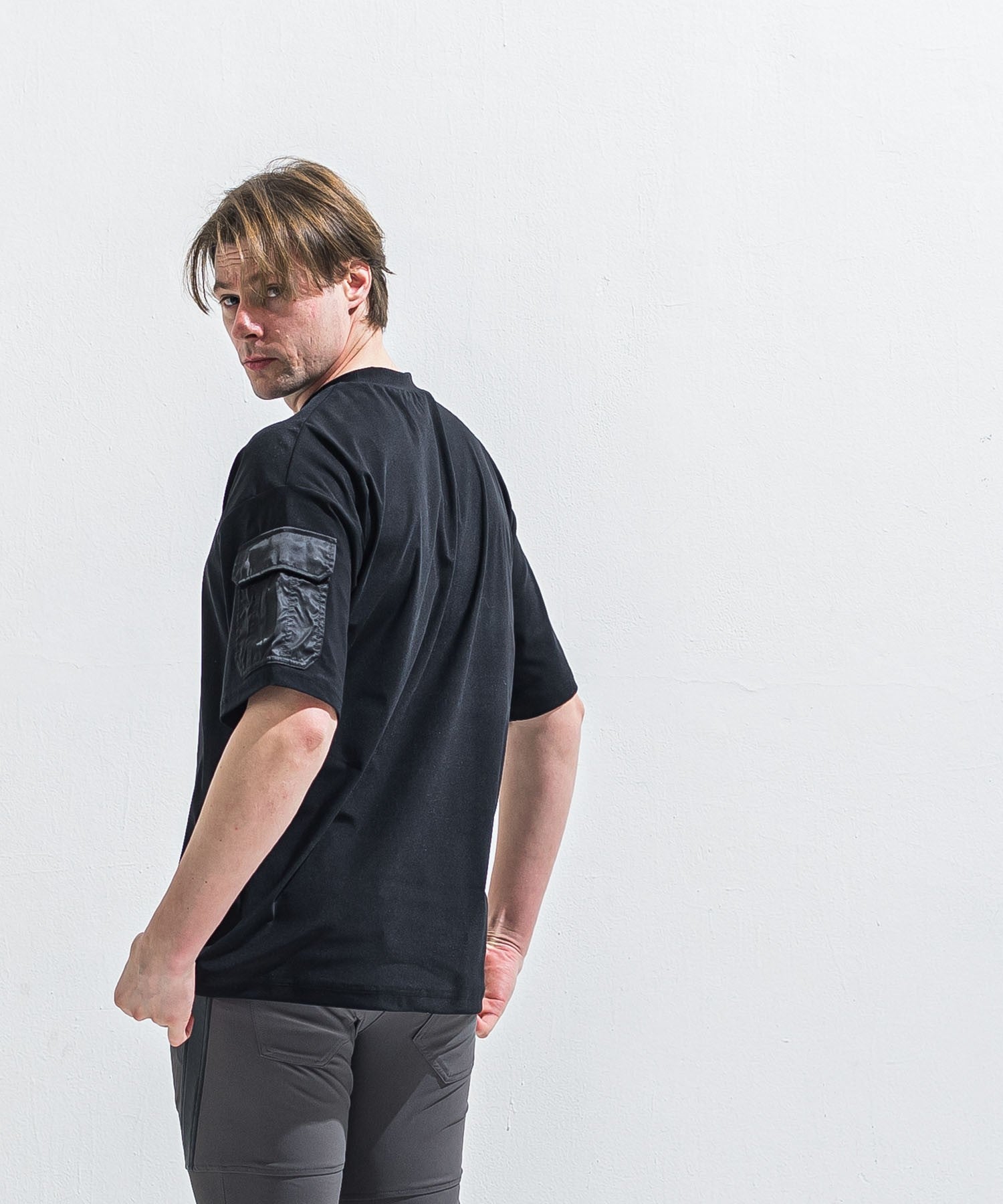 RESOUND CLOTHING リサウンドクロージング militaryPocket nylon OVER TEE RC40-T-008 BLACK