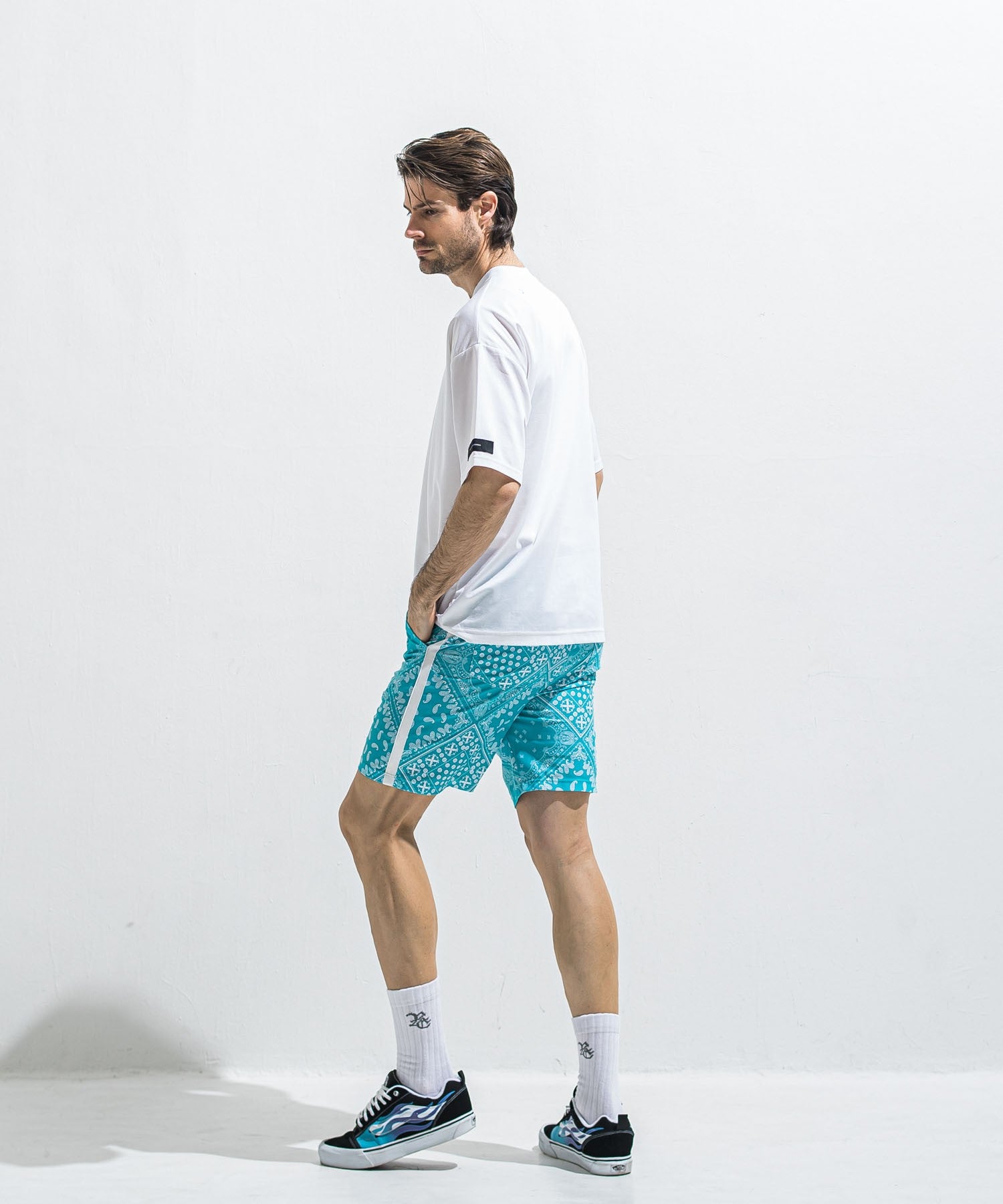 REV MESH OVER TEE