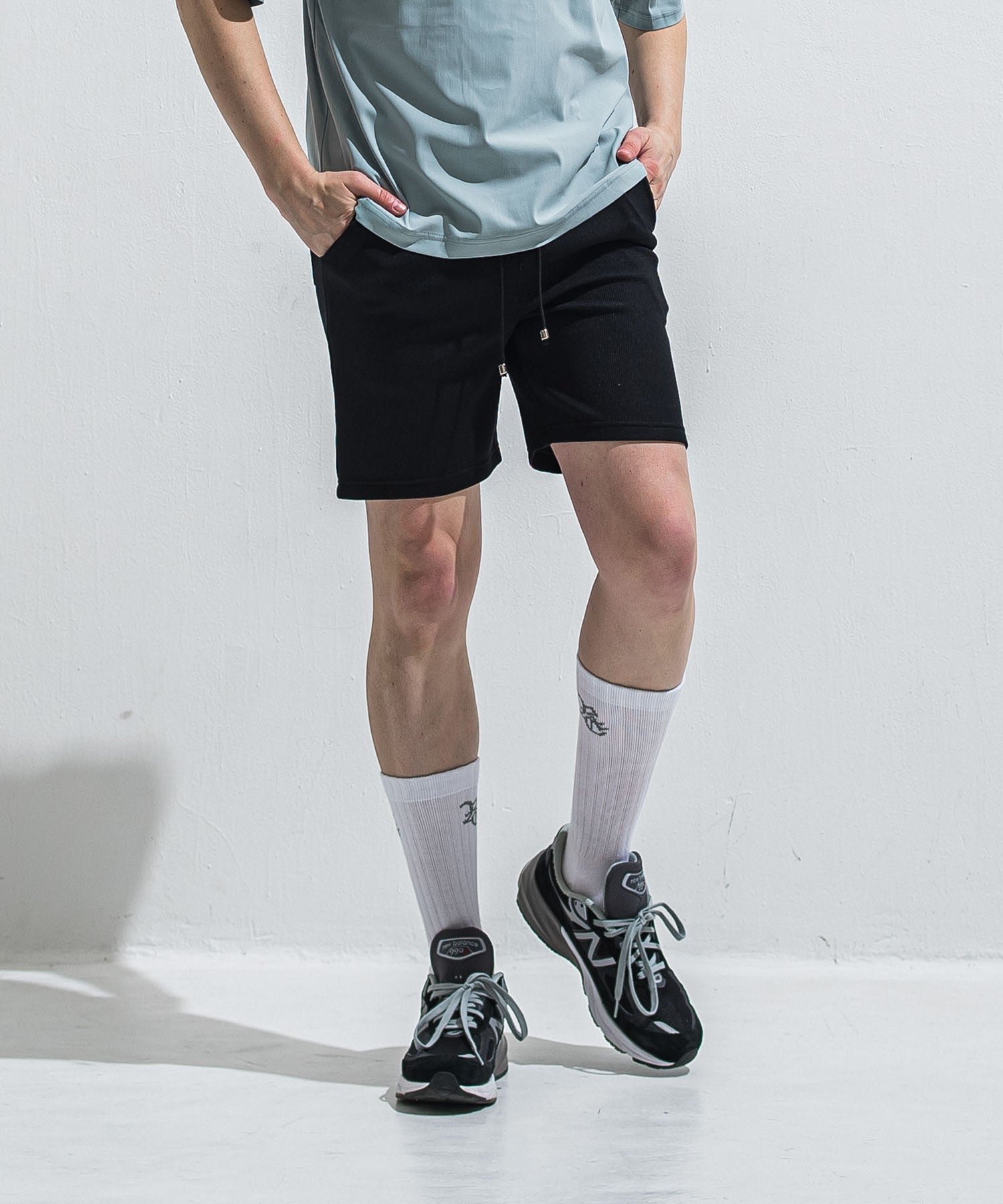 AZE SHORTS