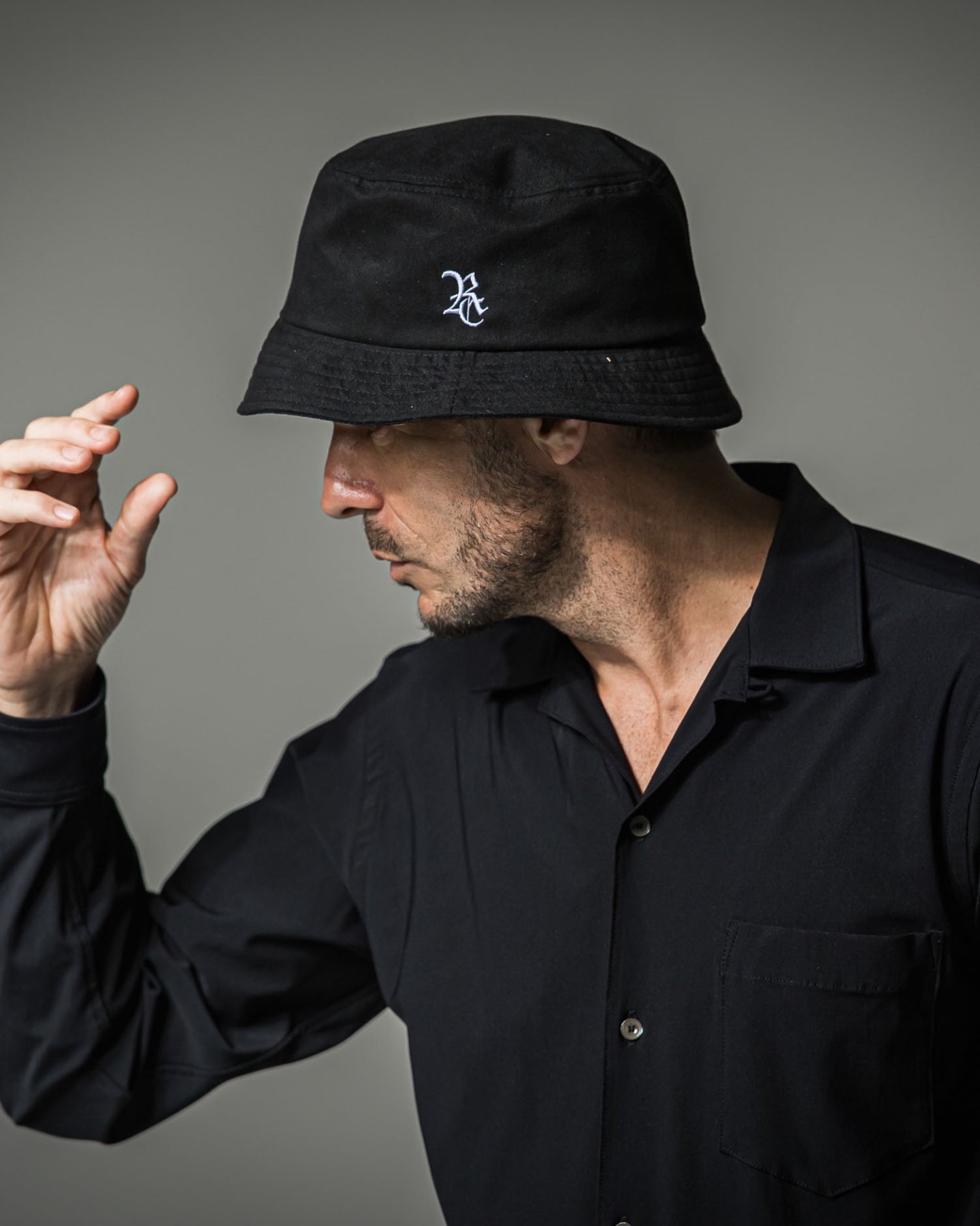 Suede bucket hat