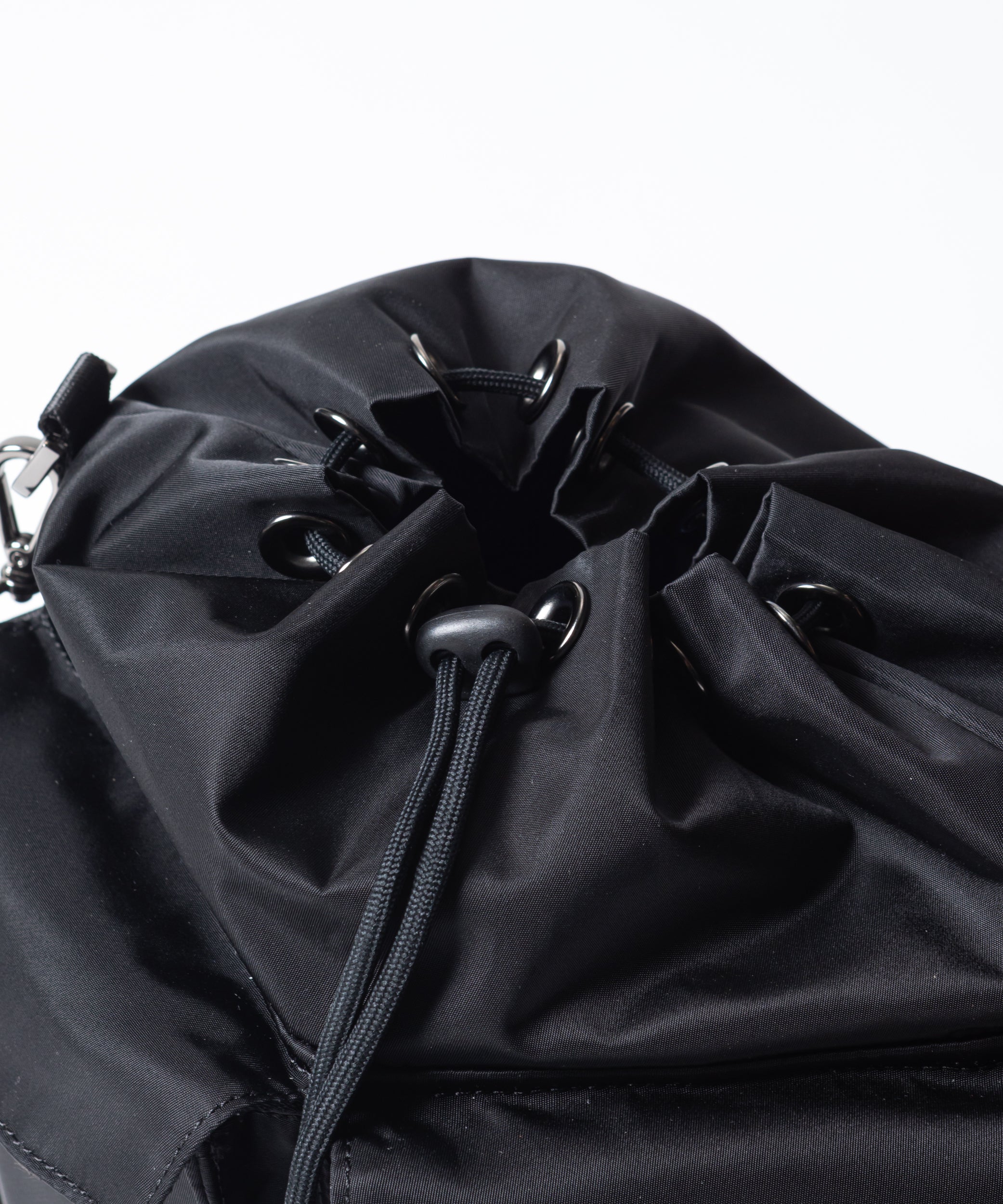 MAKAVELIC DOUBLE POCKET SHOULDER POUCH