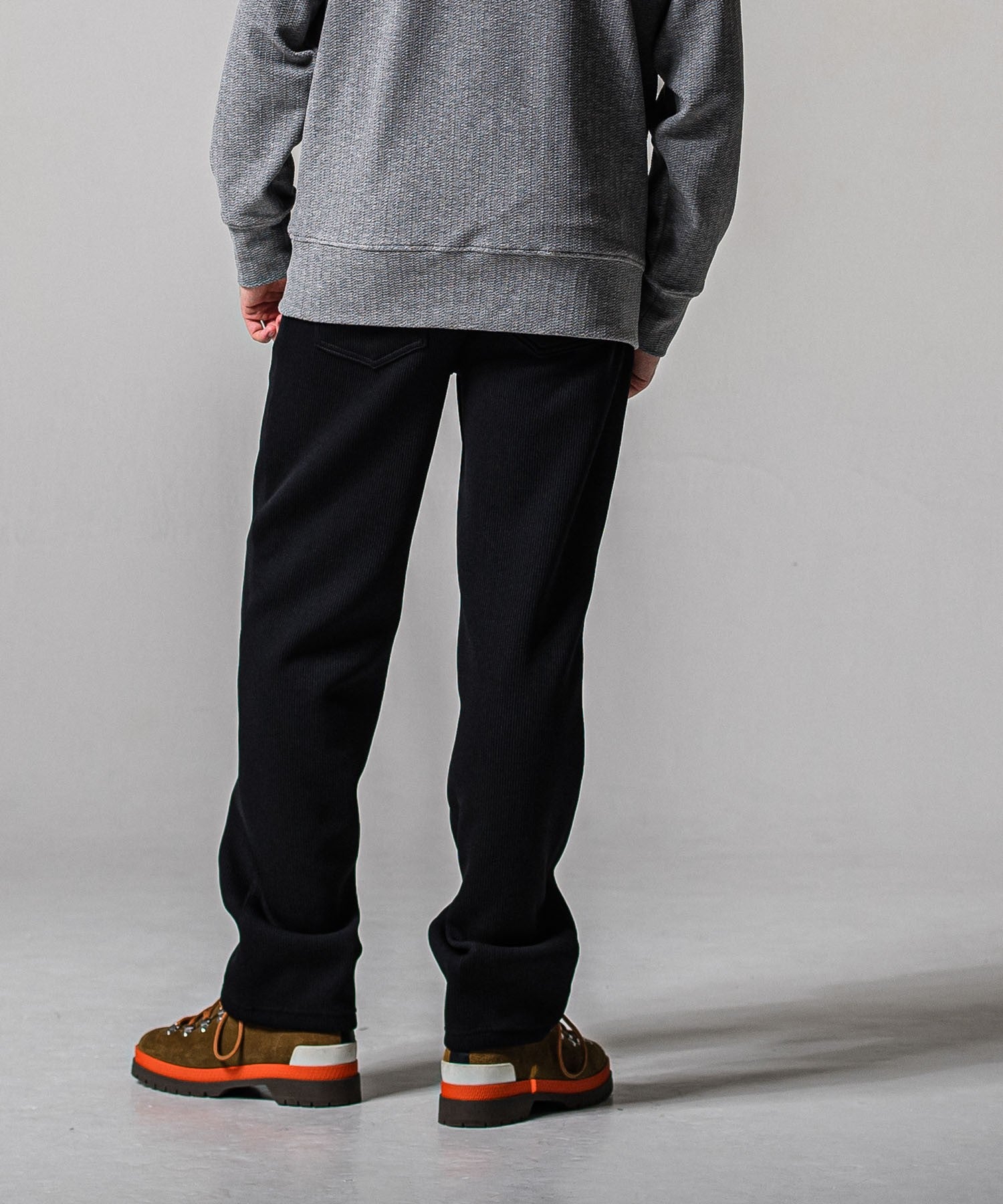 AZE WIDE TUCK PANTS