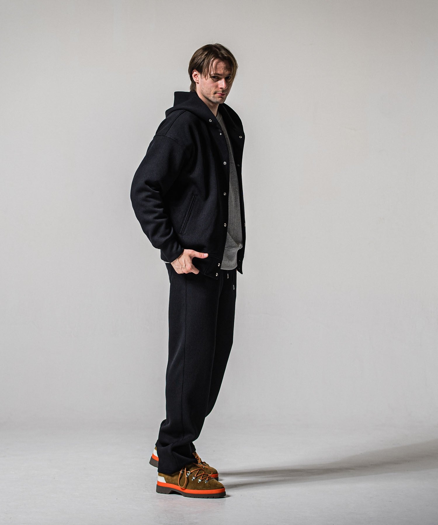 AZE WIDE TUCK PANTS