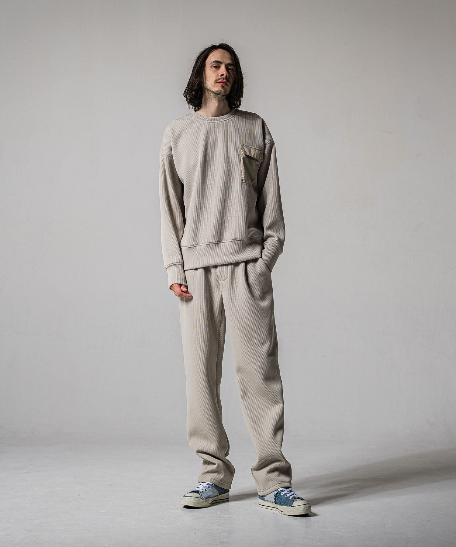AZE WIDE TUCK PANTS