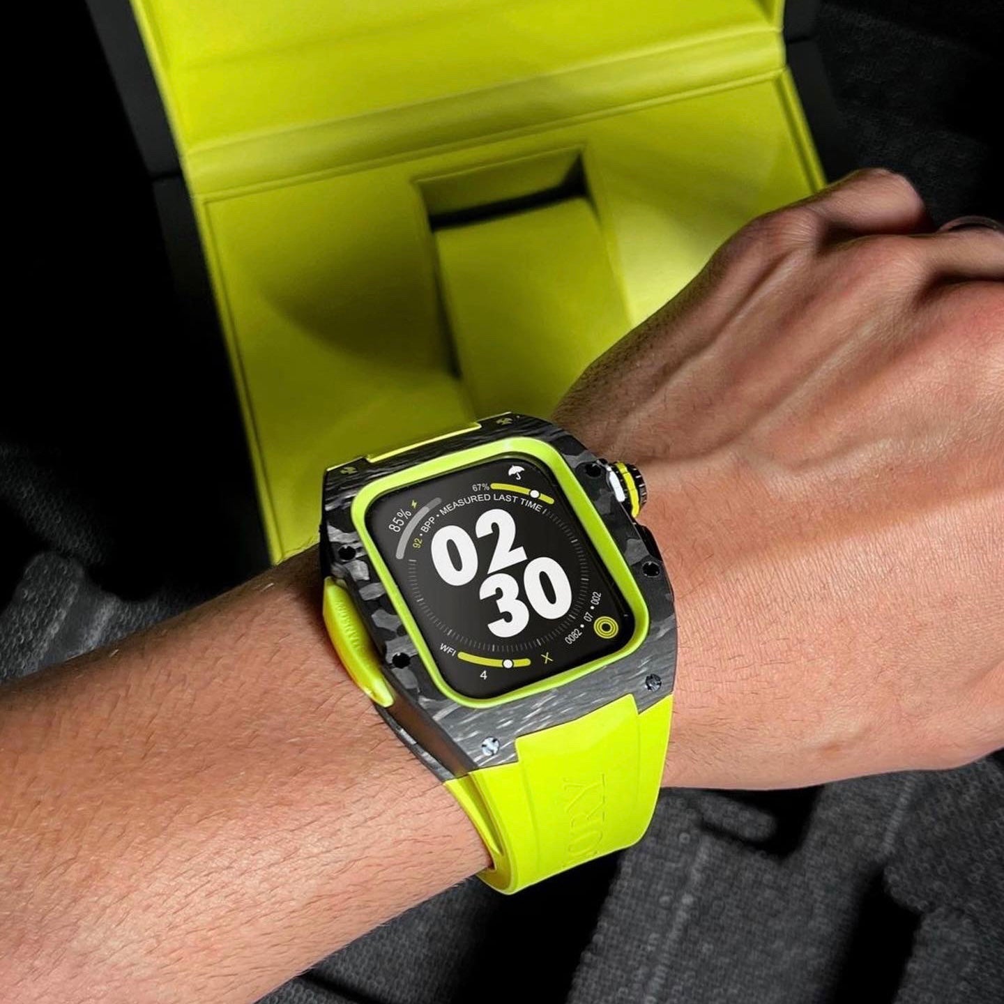 GOLDEN CONCEPT ゴールデンコンセプト Apple Watch Case - RSM45 -Lime Bliss
