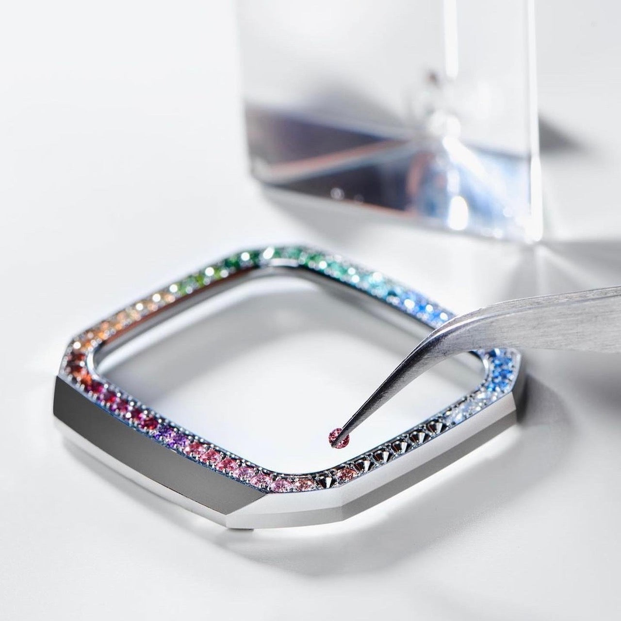 GOLDEN CONCEPT ゴールデンコンセプト Apple Watch Case - EVF41 - RAINBOW Silver