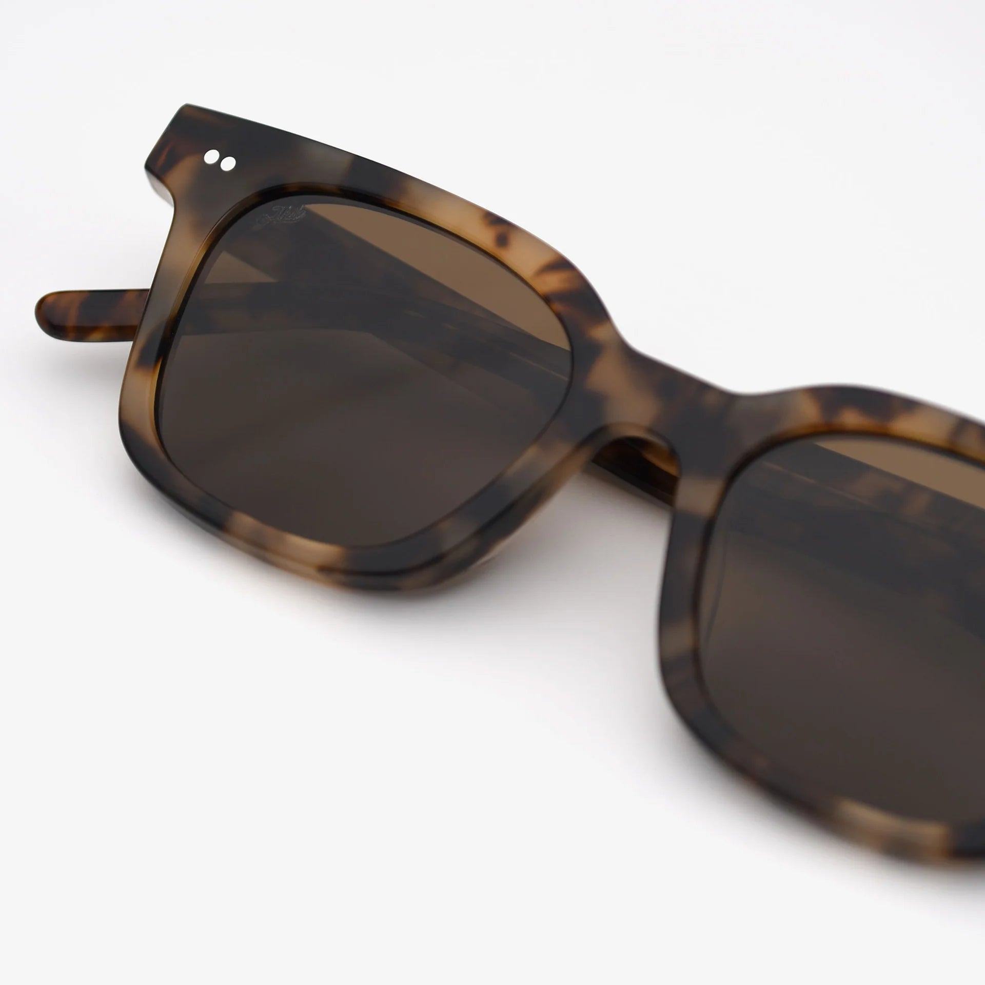 Hi-Fi Optical 2409 92 62 アイウェア / Tortoise Brown