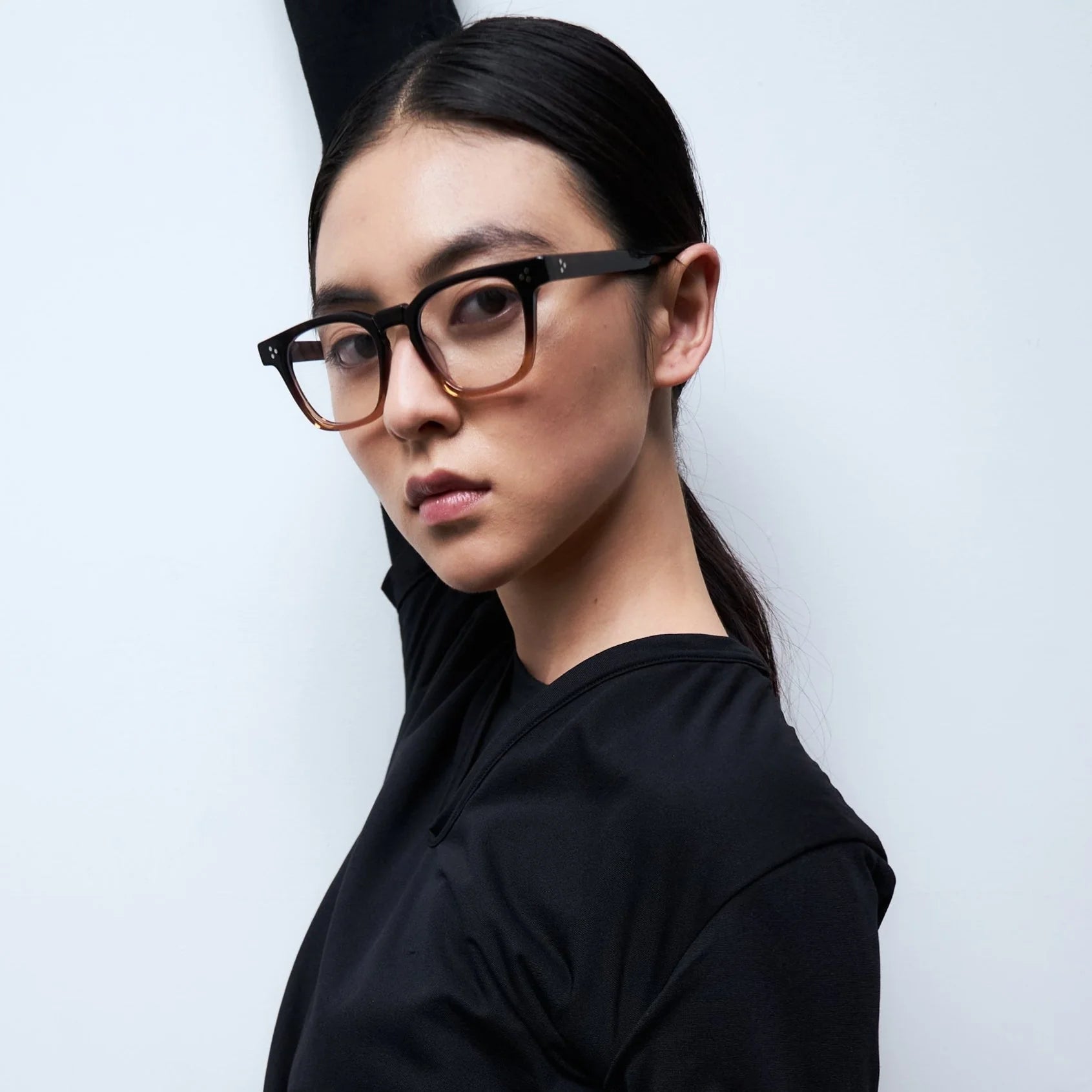 Calipso 2431 13 09 アイウェア / Brown Gradient