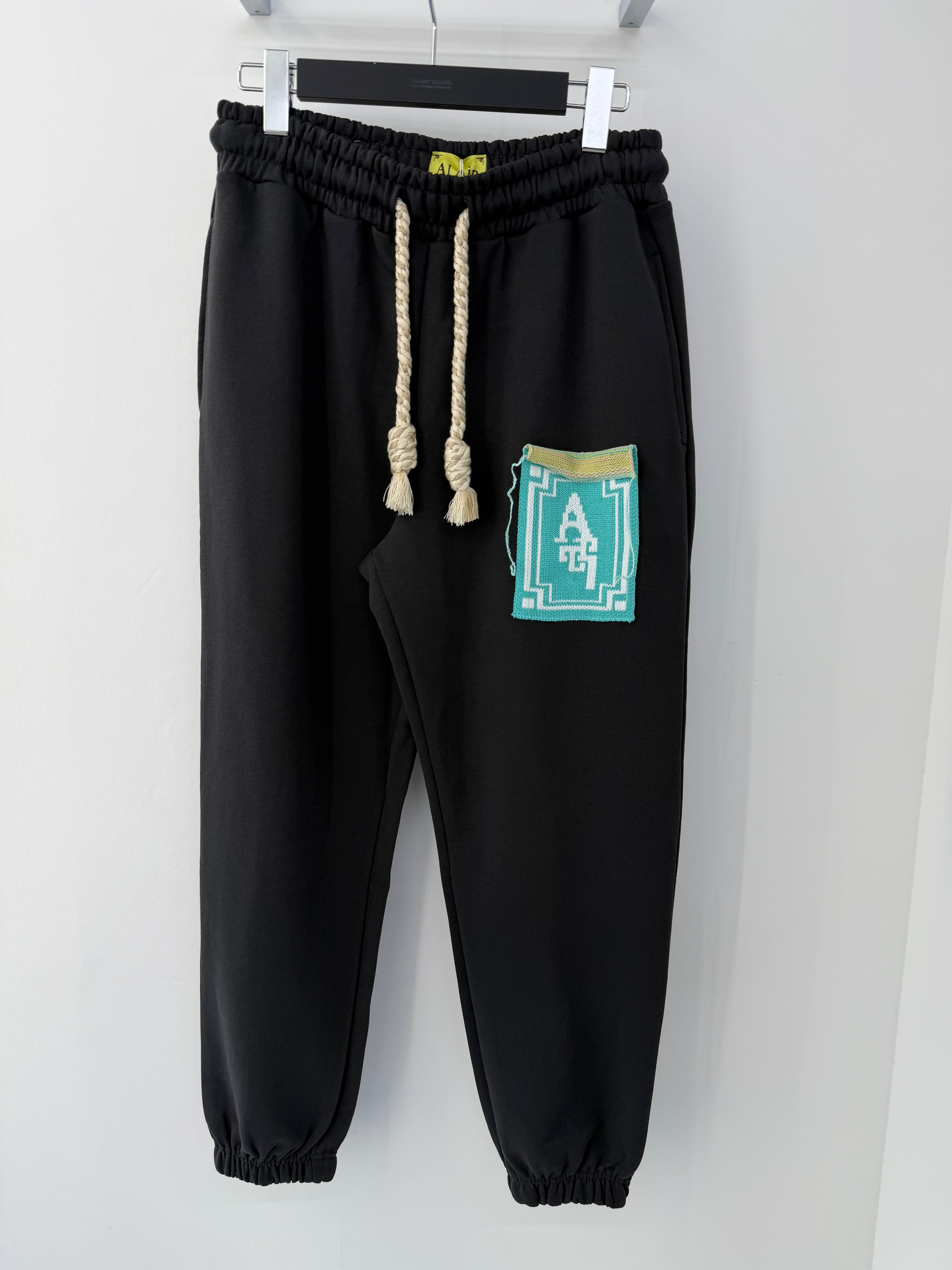 Al Ain APXX 316 KA SWEATPANTAS