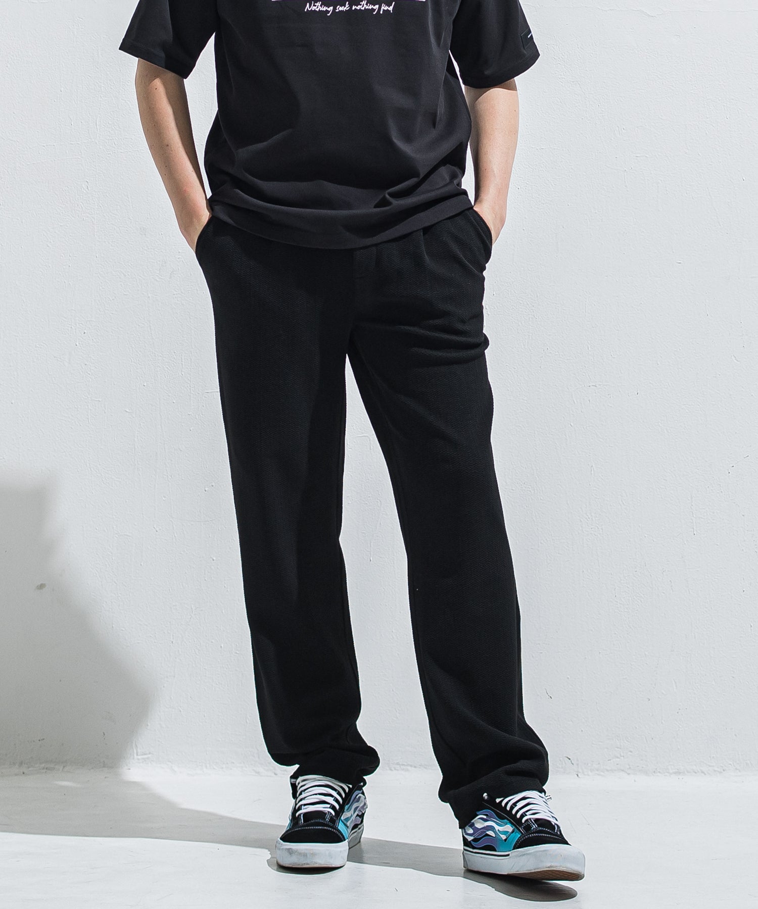 SEMI WIDE TUCK PANTS