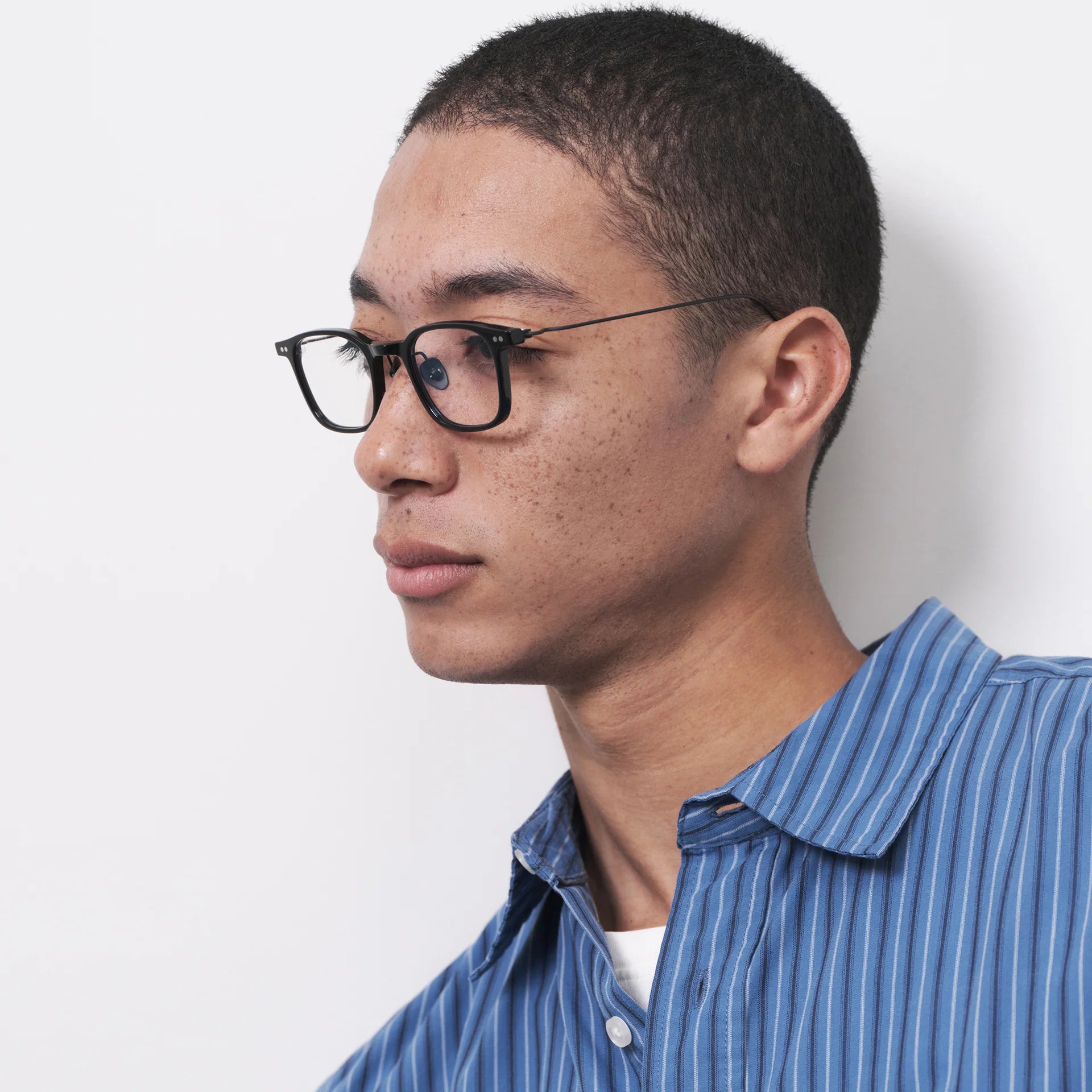 Endo 2505 01 09 アイウェア / BLACK