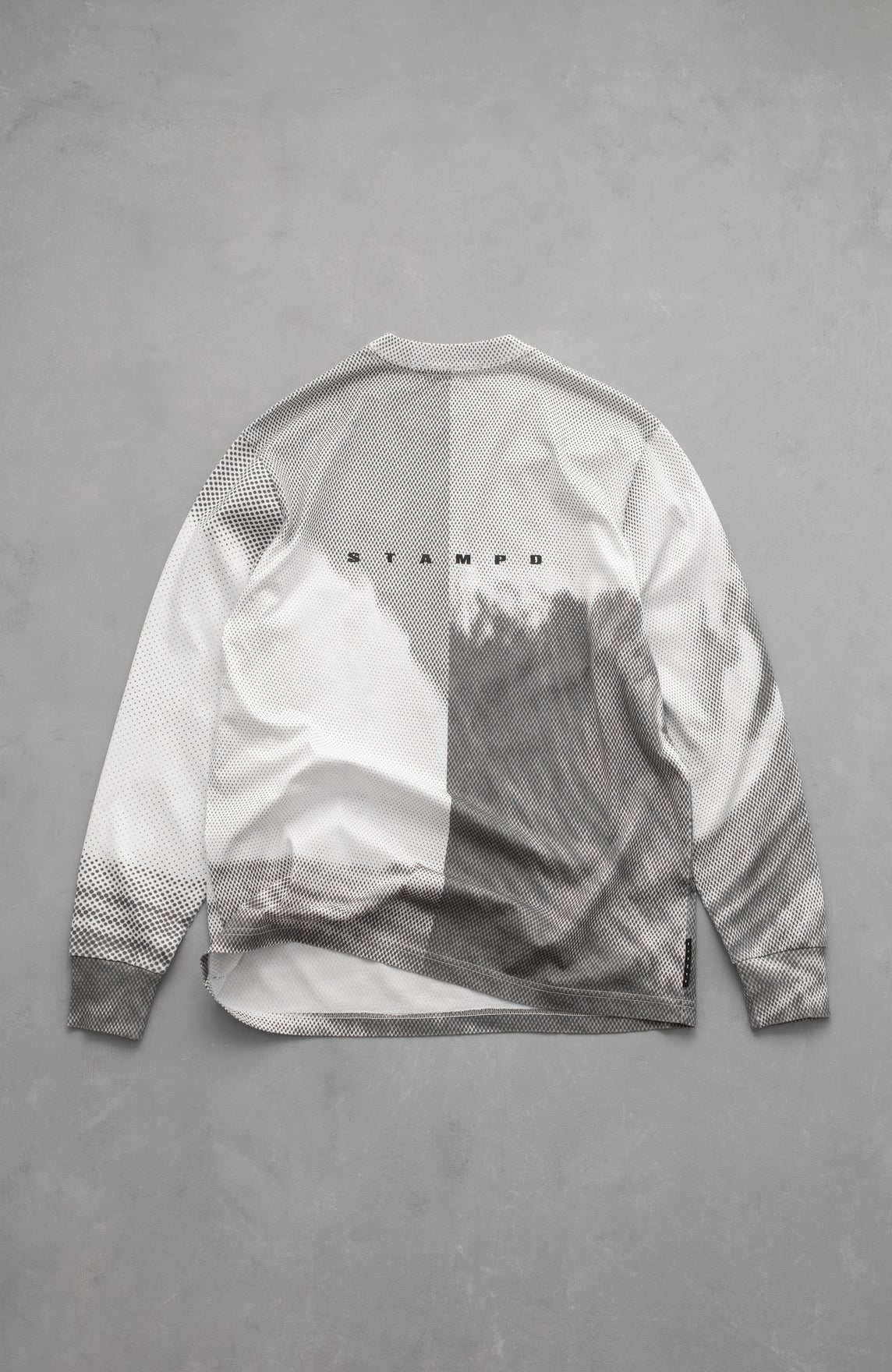 BLACK WAVE LS RELAXED TEE SLA-M3394LT / BLACK