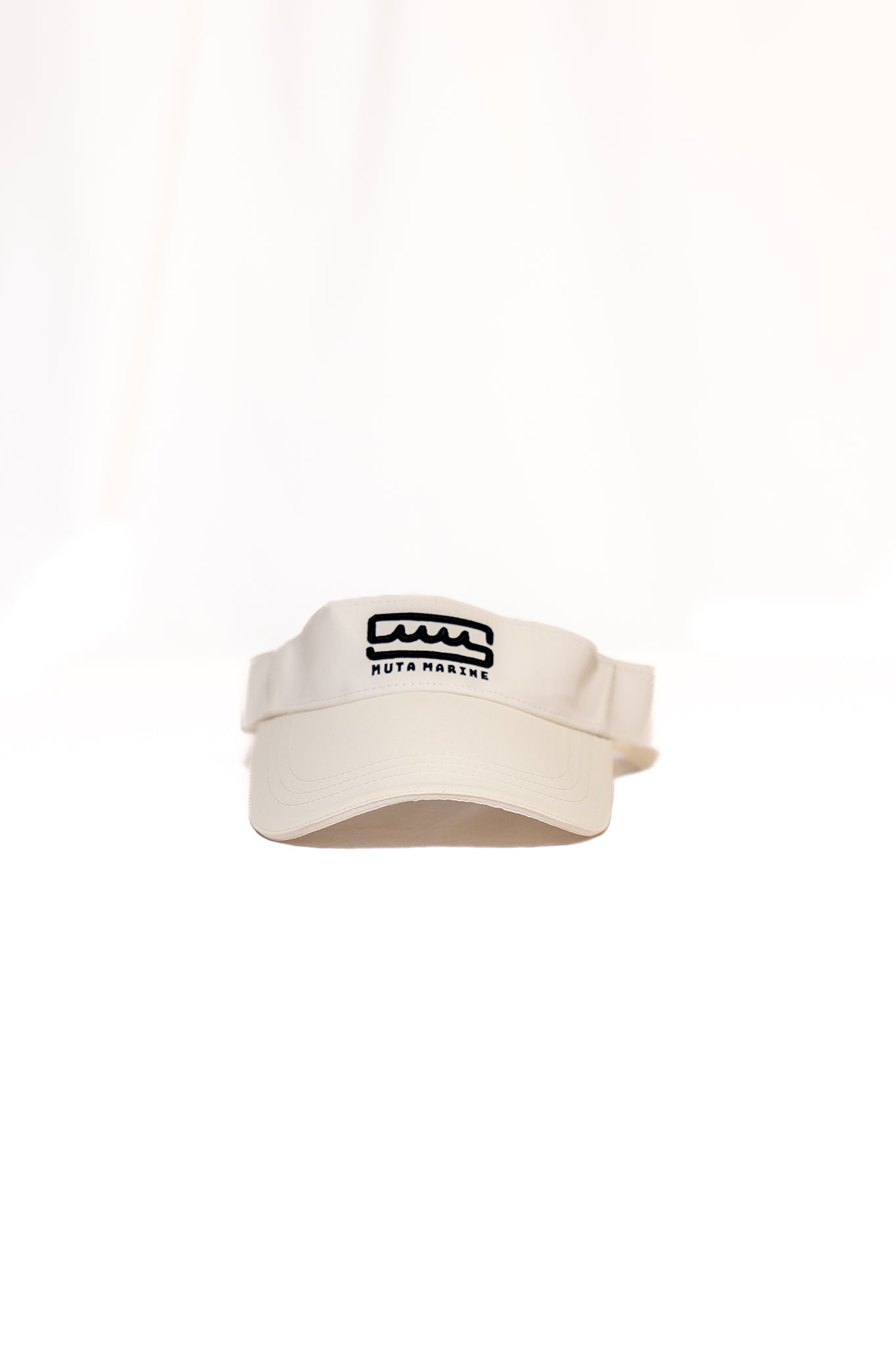 ボックスロゴ バイザー MMAV-624021 / WHITE