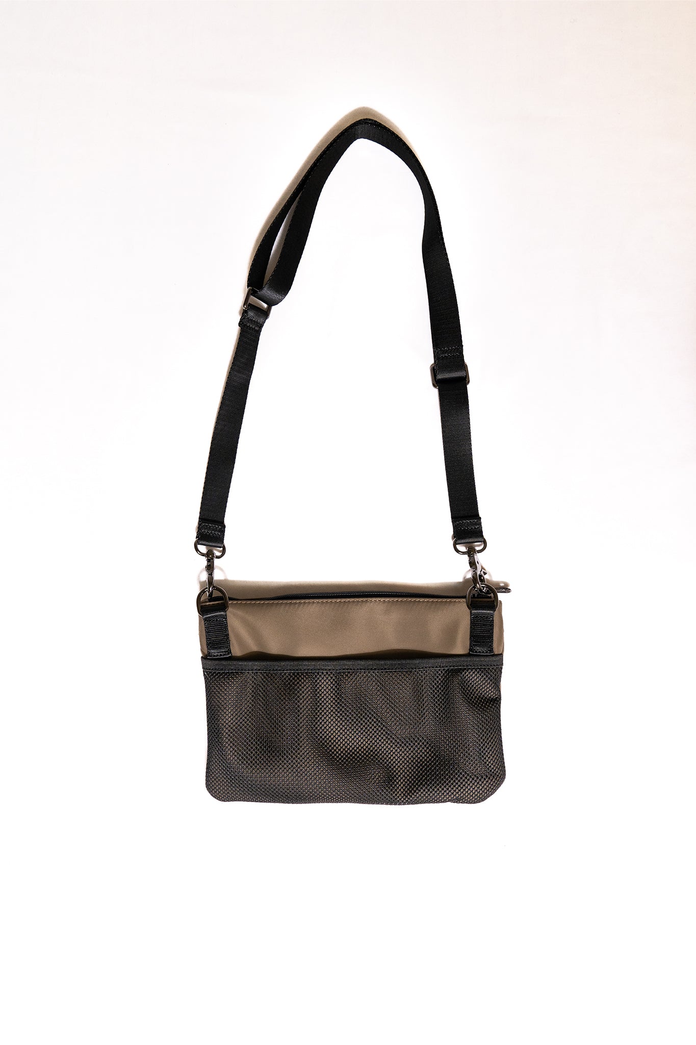 ミニポーチ付き サコッシュ MMSG-230751 / BEIGE