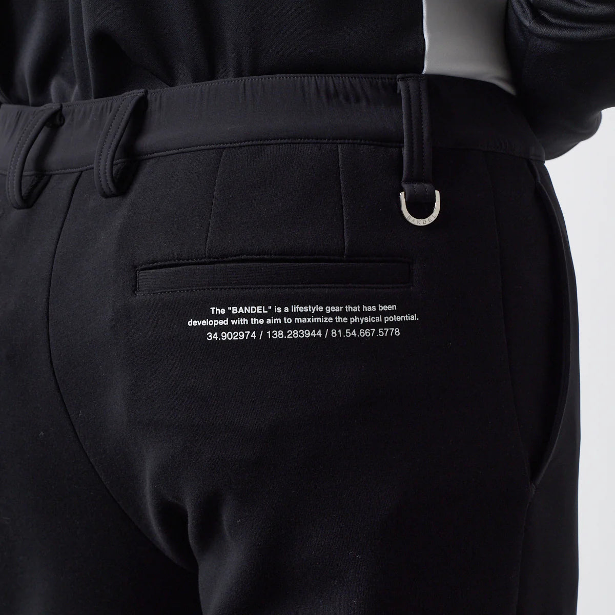 BANDEL GOLF フロントスウィッチ テーパードパンツ BLACK