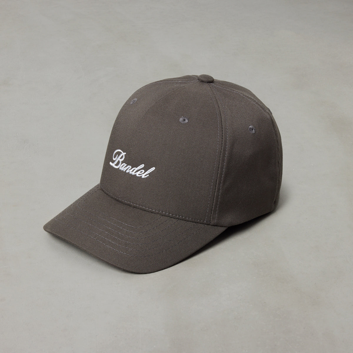 CURSIVE LOGO CAP BG-46CDCCP キャップ / GREY
