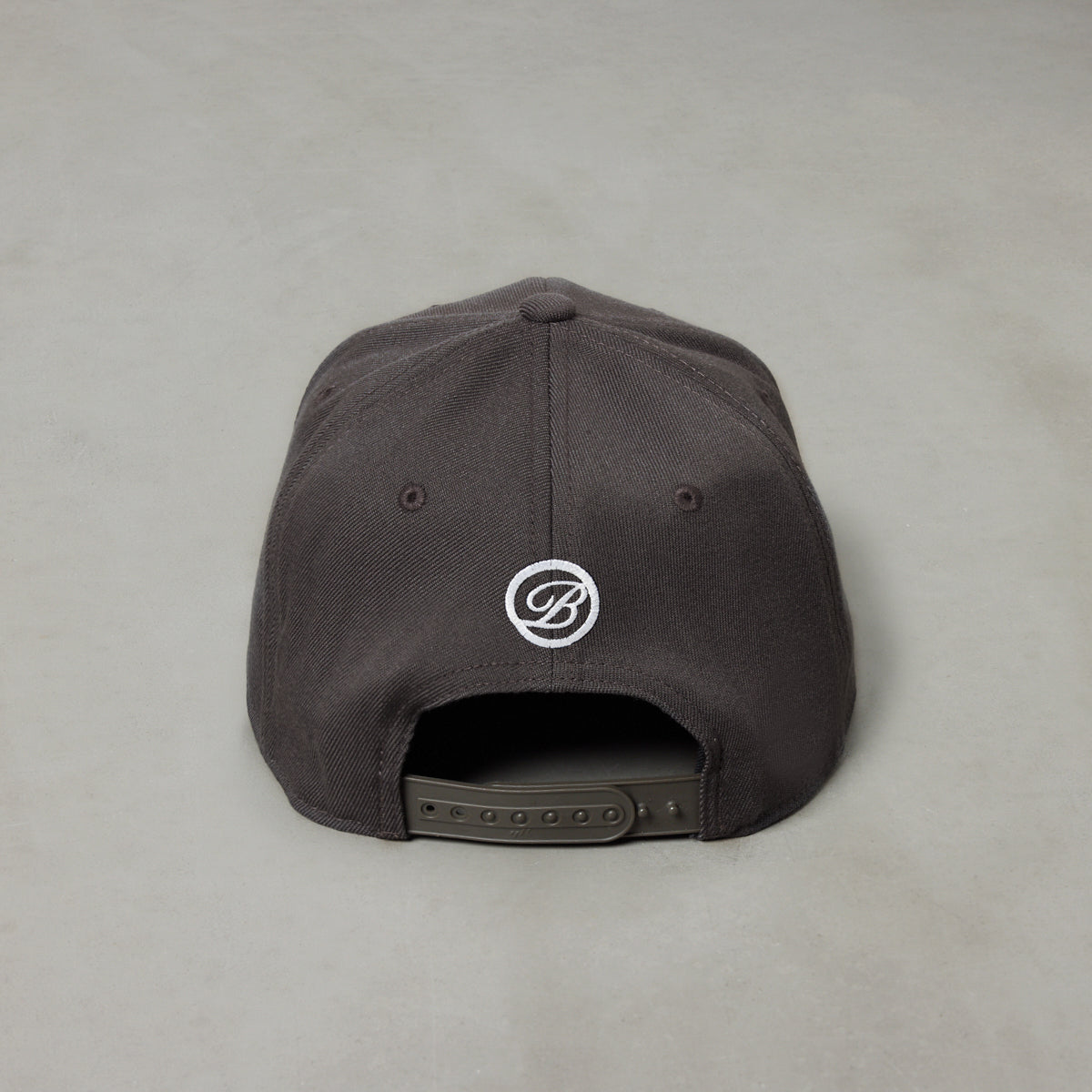 CURSIVE LOGO CAP BG-46CDCCP キャップ / GREY