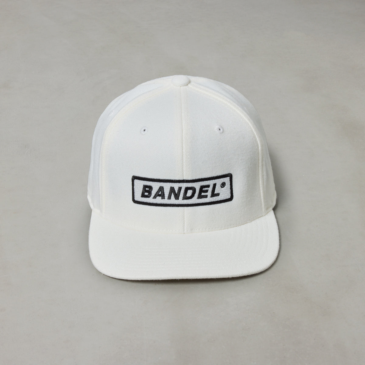 LOGO WAPPEN FLATVISOR CAP BG-46KWFCP キャップ 吸湿 伸縮 / WHITE