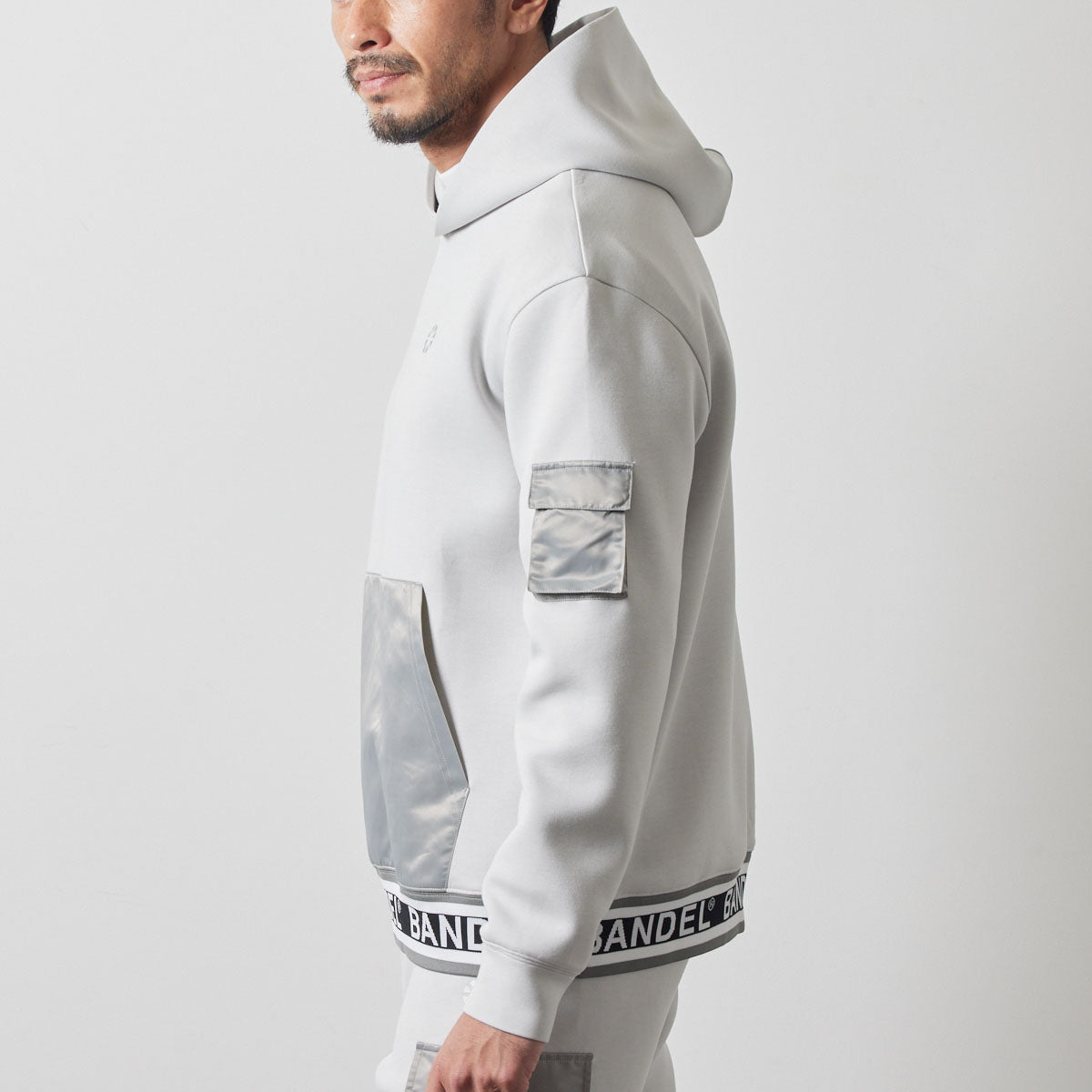 NYLON POCKET P/O HOODIE BGS-4ANPHD 軽量 ダンボール素材 異素材MIX セットアップ / L-GREY