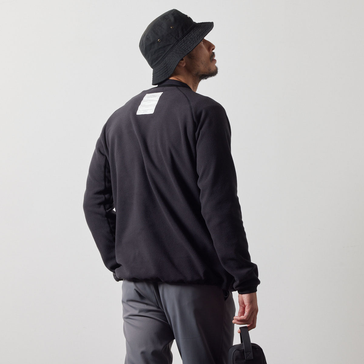 UTILITY FLEECE CREW NECK BGS-4AUFCS ロンT フリース 温度調節 防風 ファスナーポケット ドローコード / BLACK