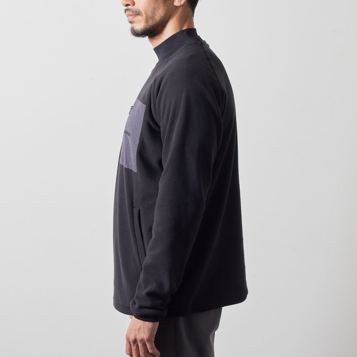 UTILITY FLEECE CREW NECK BGS-4AUFCS ロンT フリース 温度調節 防風 ファスナーポケット ドローコード / BLACK