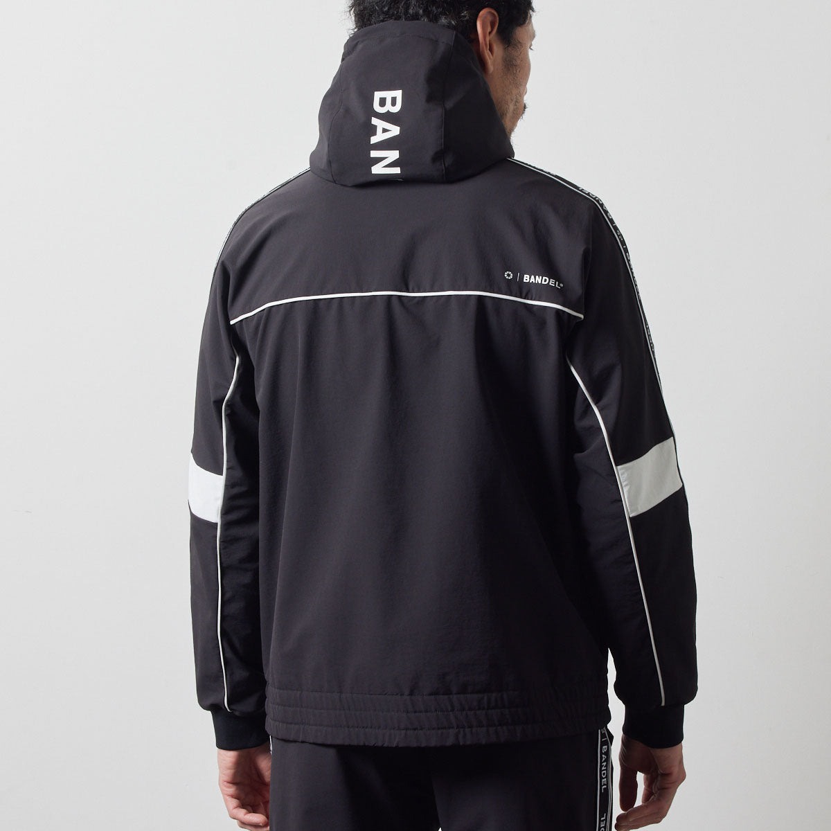 WATER REPELLENT PIPING ZIP PARKA BGS-4AWPZP 高耐久 4WAYストレッチ 撥水 起毛 イージーケア セットアップ / BLACK