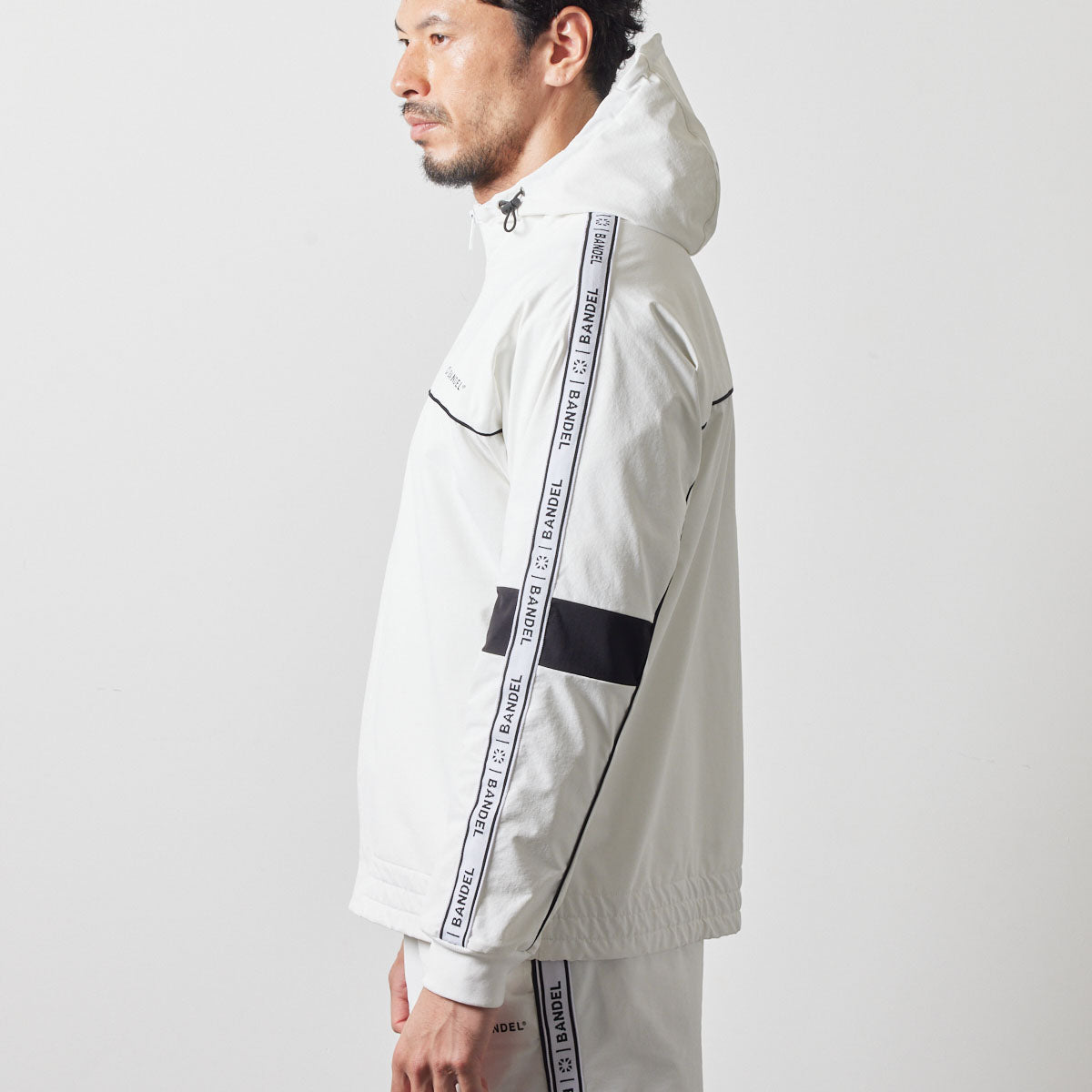 WATER REPELLENT PIPING ZIP PARKA BGS-4AWPZP 高耐久 4WAYストレッチ 撥水 起毛 イージーケア セットアップ / WHITE