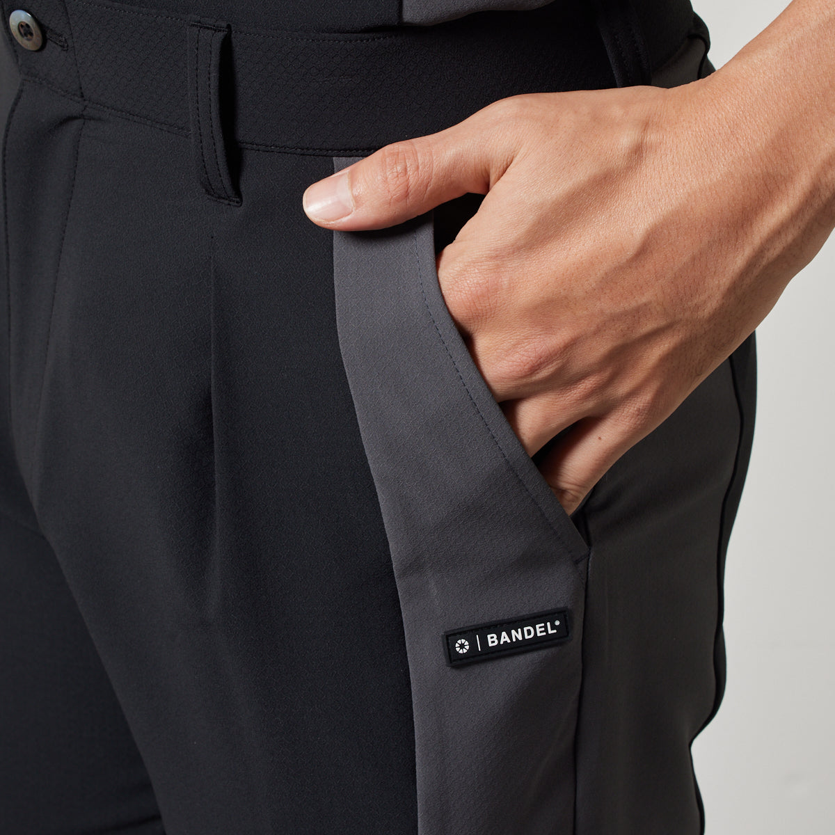 BANDEL GOLF バンデルゴルフ ショートパンツ SIDE PANEL SWITCH HALF PANTS BGS-4SSSHP BLACKxGRAY