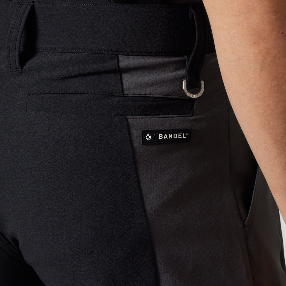 BANDEL GOLF バンデルゴルフ ショートパンツ SIDE PANEL SWITCH HALF PANTS BGS-4SSSHP BLACKxGRAY