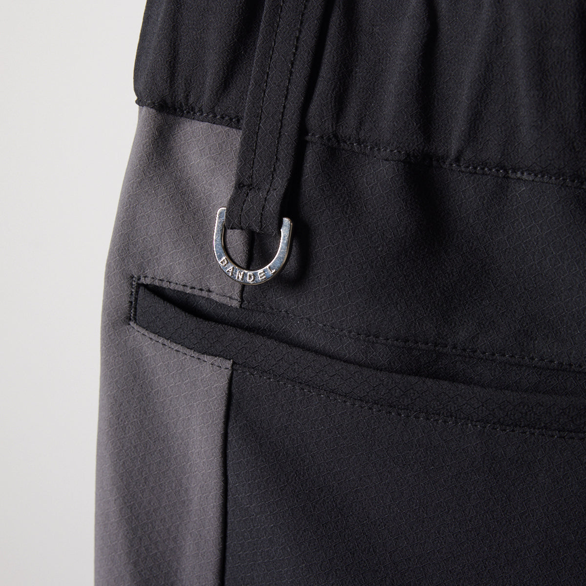 BANDEL GOLF バンデルゴルフ ロングパンツ SIDE PANEL SWITCH TAPERED PANTS BGS-4SSSPT BLACKxGRAY