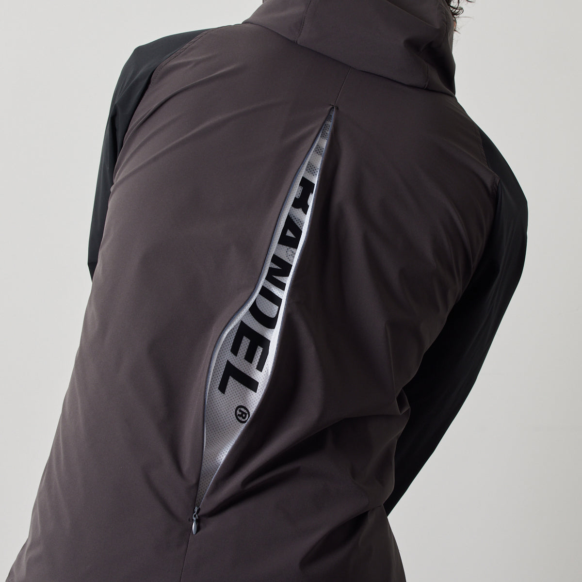 BANDEL GOLF バンデルゴルフ ジップフーディー セットアップ VENTILATION WOVEN JACKET BGS-4SVWJK CHARCOALxBLACK チャコール ブラック