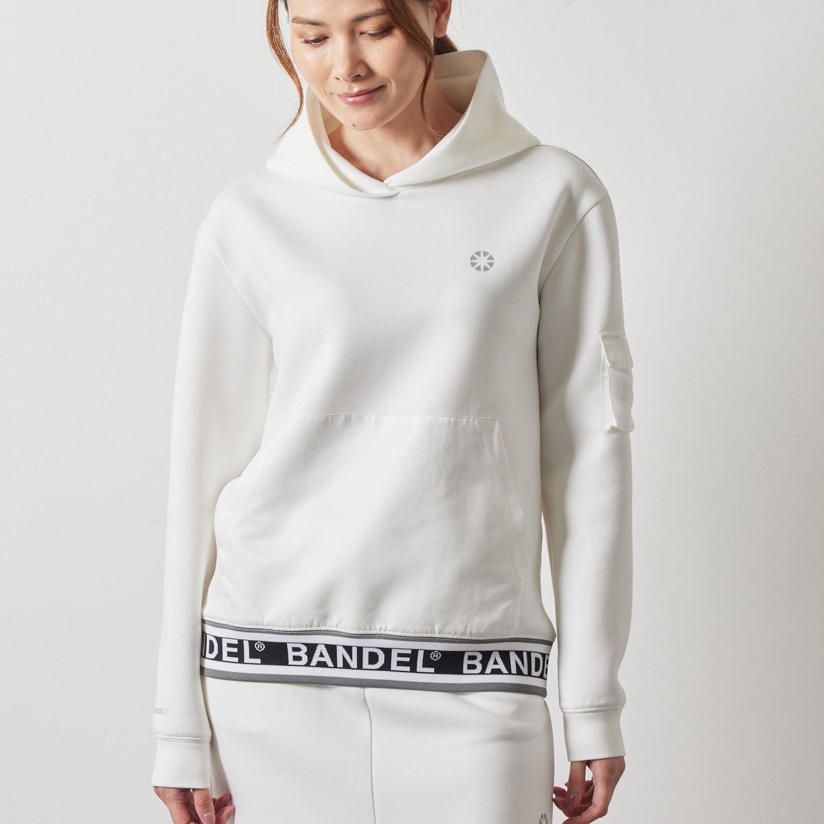 WOMENS NYLON POCKET P/O HOODIE BGS-W4ANPHD 軽量 ダンボール素材 異素材MIX / WHITE
