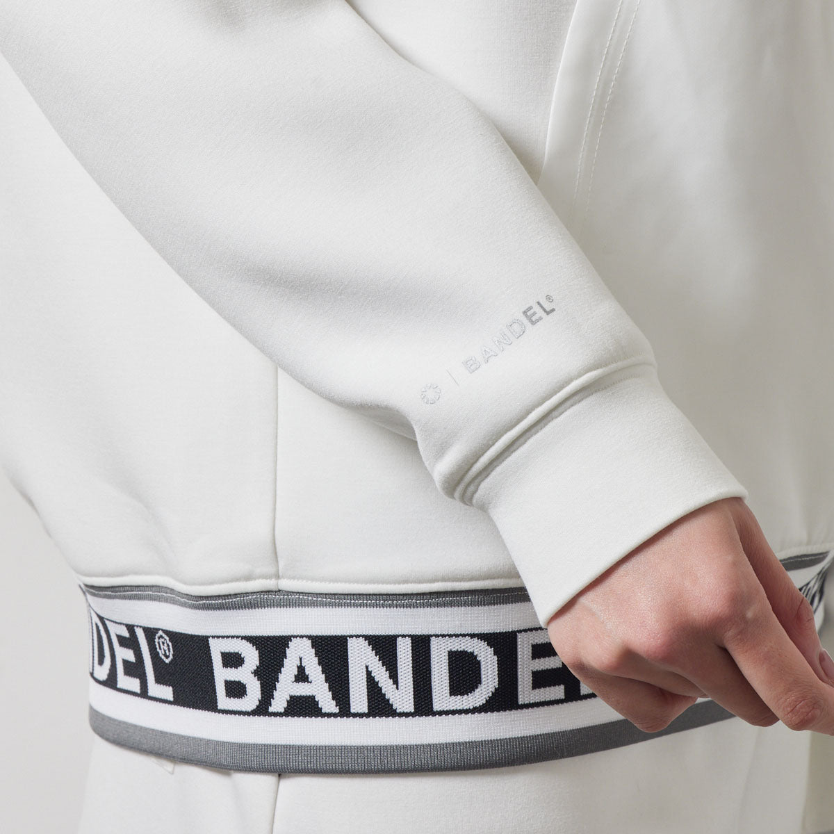WOMENS NYLON POCKET P/O HOODIE BGS-W4ANPHD 軽量 ダンボール素材 異素材MIX / WHITE