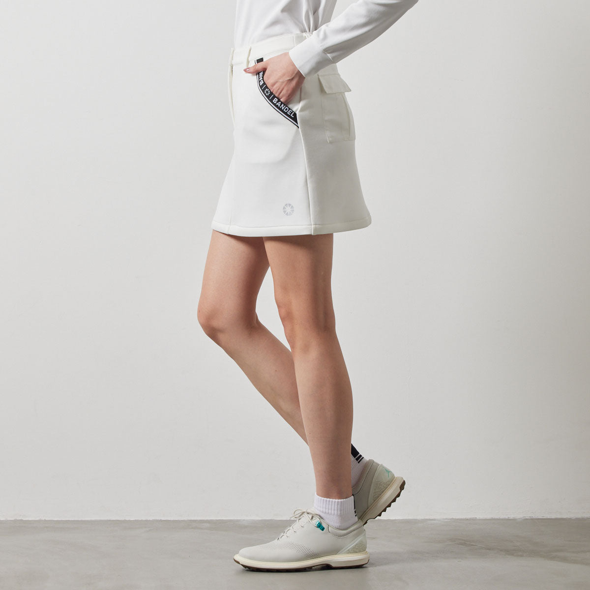 WOMENS NYLON POCKET SKIRT BGS-W4ANPSK スカート 軽量 保温 透けにくい 美シルエット / WHITE