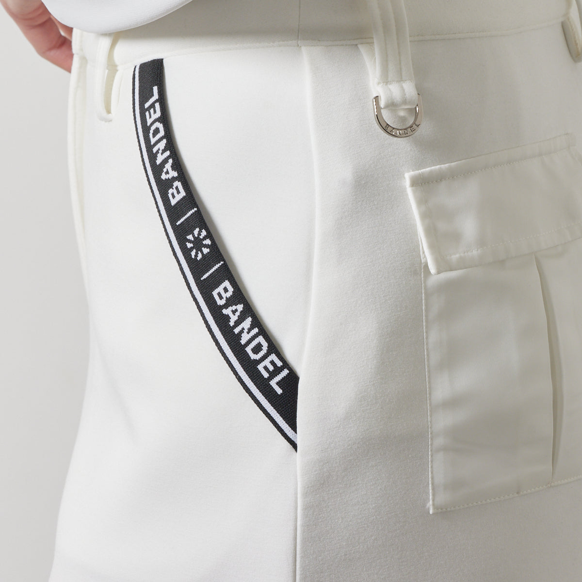 WOMENS NYLON POCKET SKIRT BGS-W4ANPSK スカート 軽量 保温 透けにくい 美シルエット / WHITE