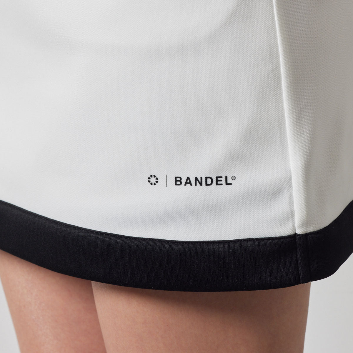 PIPING HEM SKIRT BGS-W4APHSK スカート 高ストレッチ 軽量 スタイルアップ / WHITE×BLACK