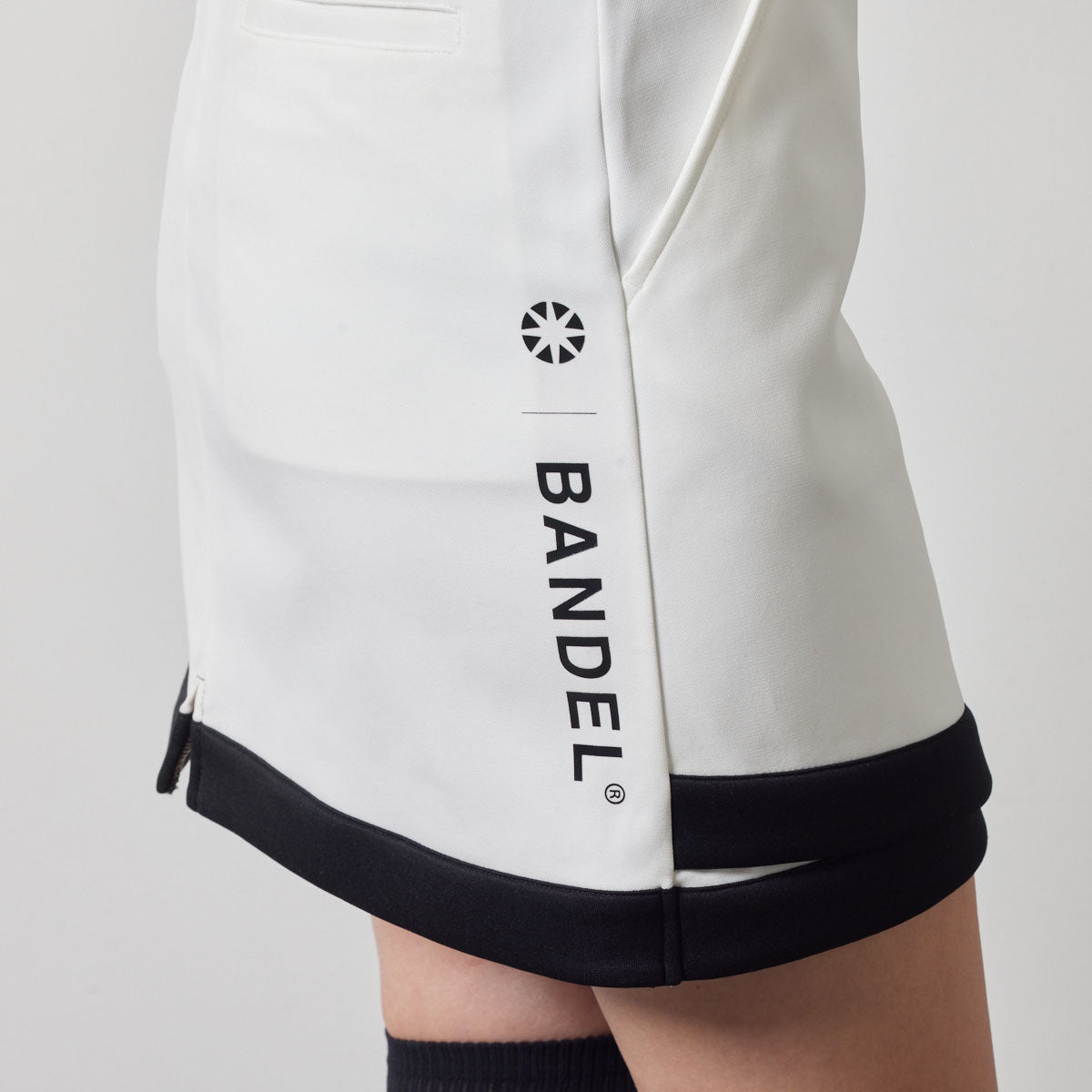 PIPING HEM SKIRT BGS-W4APHSK スカート 高ストレッチ 軽量 スタイルアップ / WHITE×BLACK