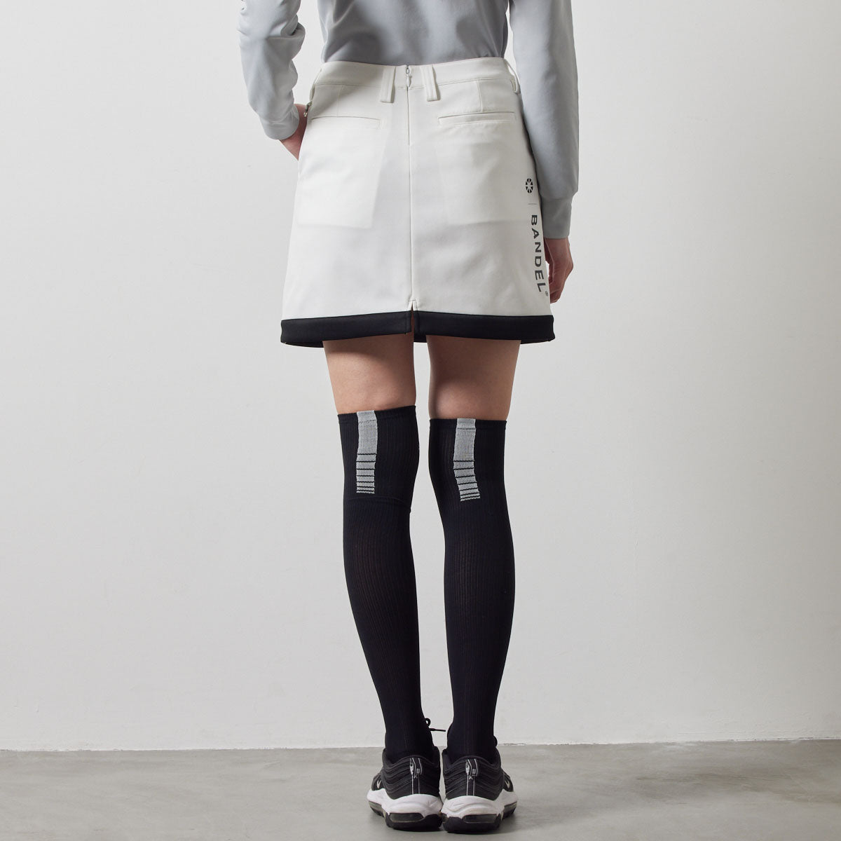 PIPING HEM SKIRT BGS-W4APHSK スカート 高ストレッチ 軽量 スタイルアップ / WHITE×BLACK