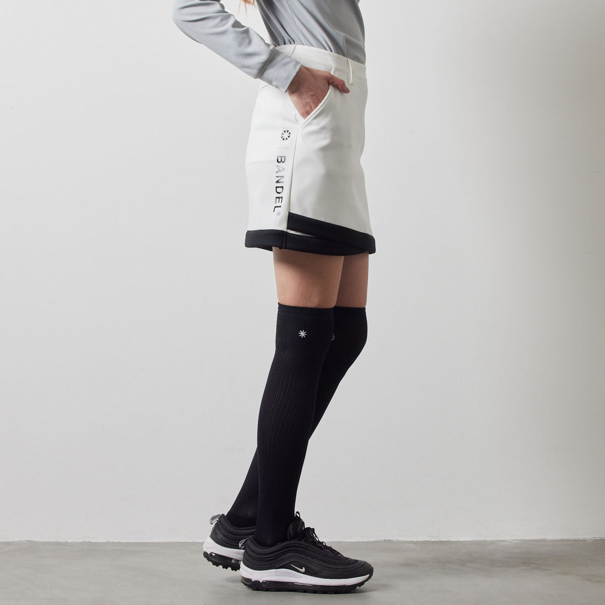 PIPING HEM SKIRT BGS-W4APHSK スカート 高ストレッチ 軽量 スタイルアップ / WHITE×BLACK