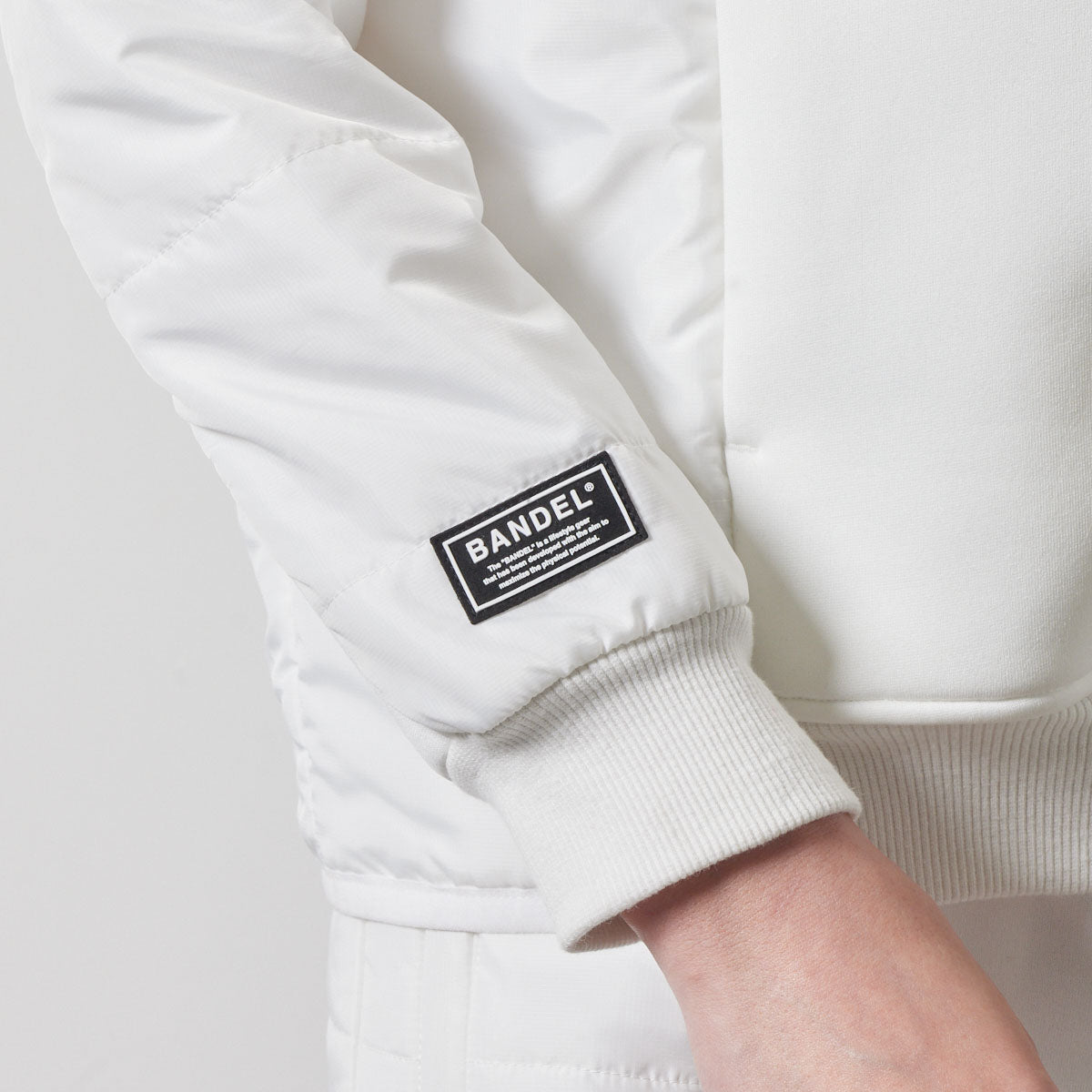 WOMENS PUFFER SLEEVE HALF ZIP BLOUSON BGS-W4APSHB ブルゾン 保温 軽量 中綿 / WHITE