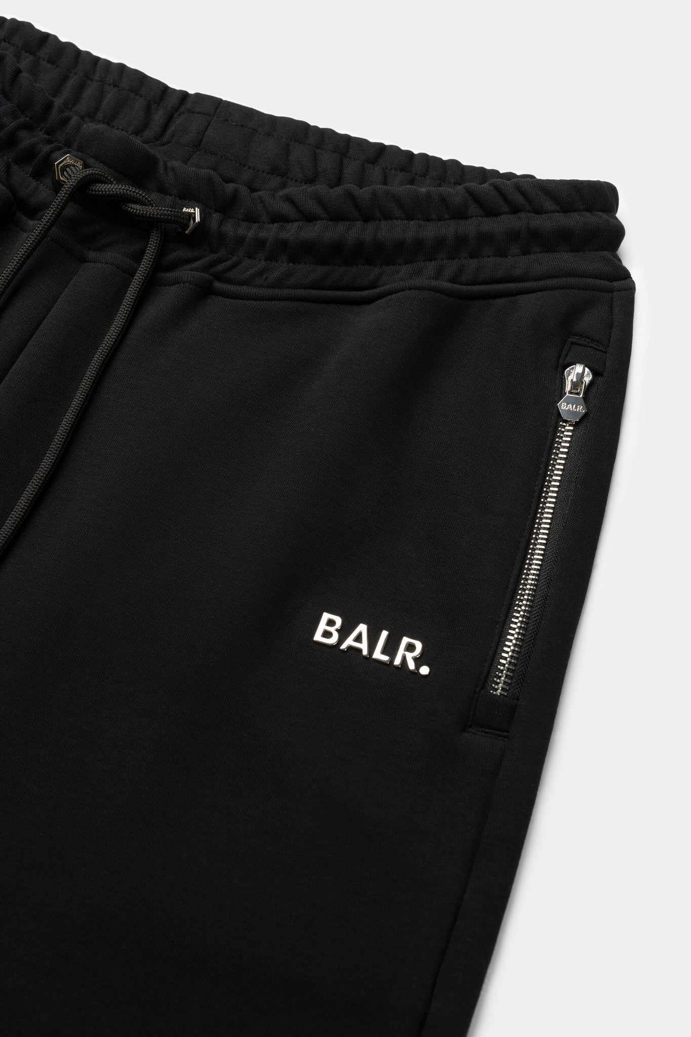 Q-Series Regular Fit Jogger B1411.1106 スウェットパンツ ジップ付きポケット ストレッチ 吸湿性 耐久性 / Black