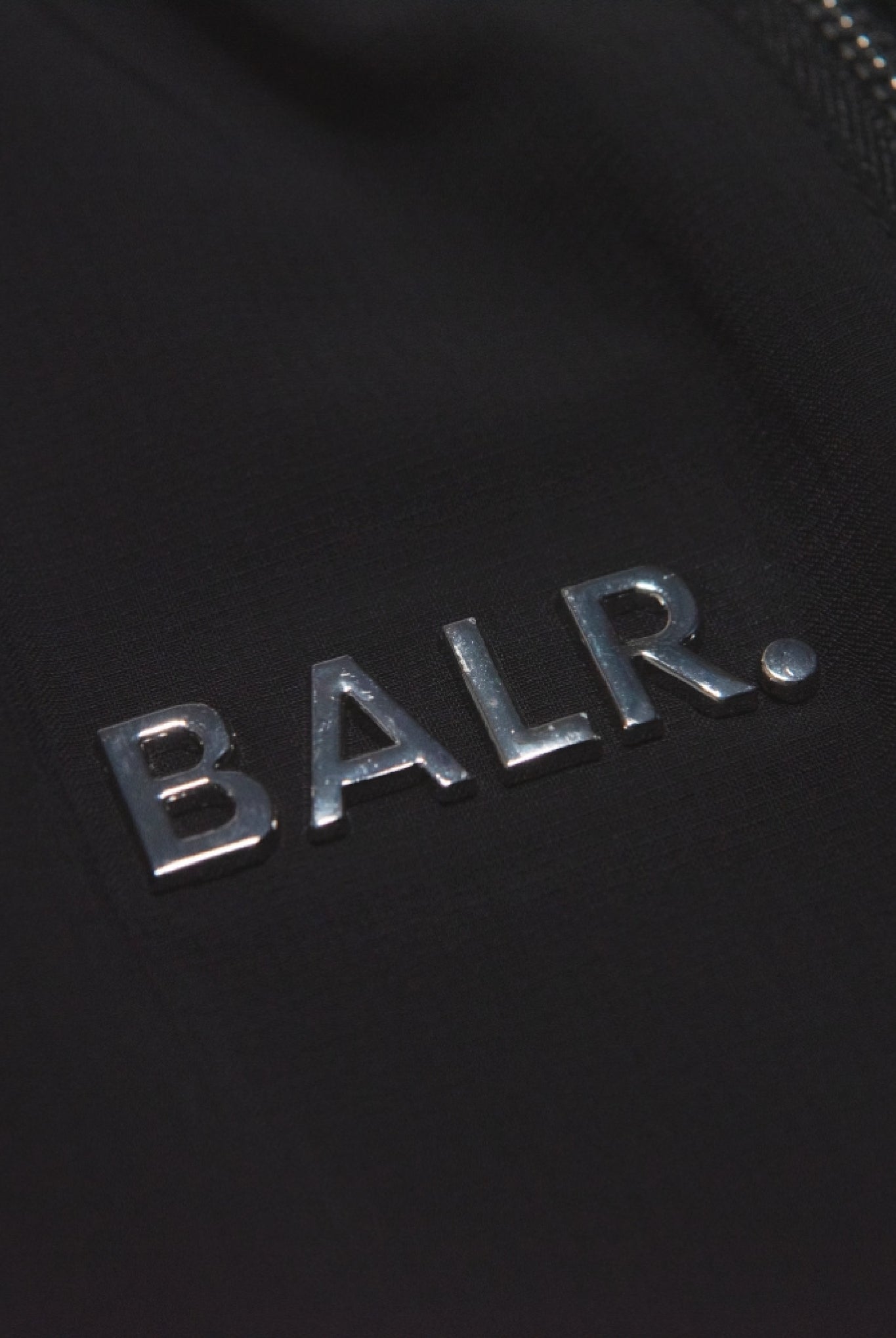 【日本限定】 JP Q-SERIES REGULAR FIT NYLONPANTS B1411.1124 ロングパンツ セットアップ ナイロン ストレッチ 耐久性 撥水性 / Black