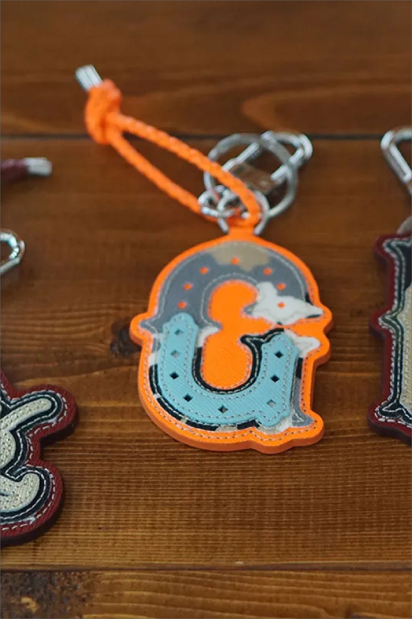 GENTIL BANDIT ジャンティバンティ イニシャルキーホルダー アルファベット GBK1963