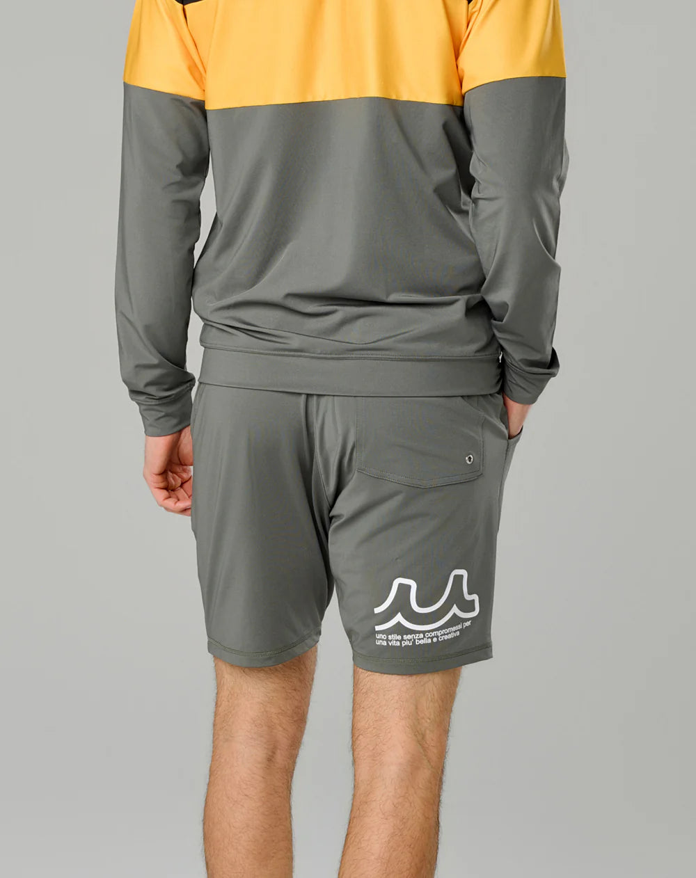 ラッシュショートパンツ CHARCOAL GREY