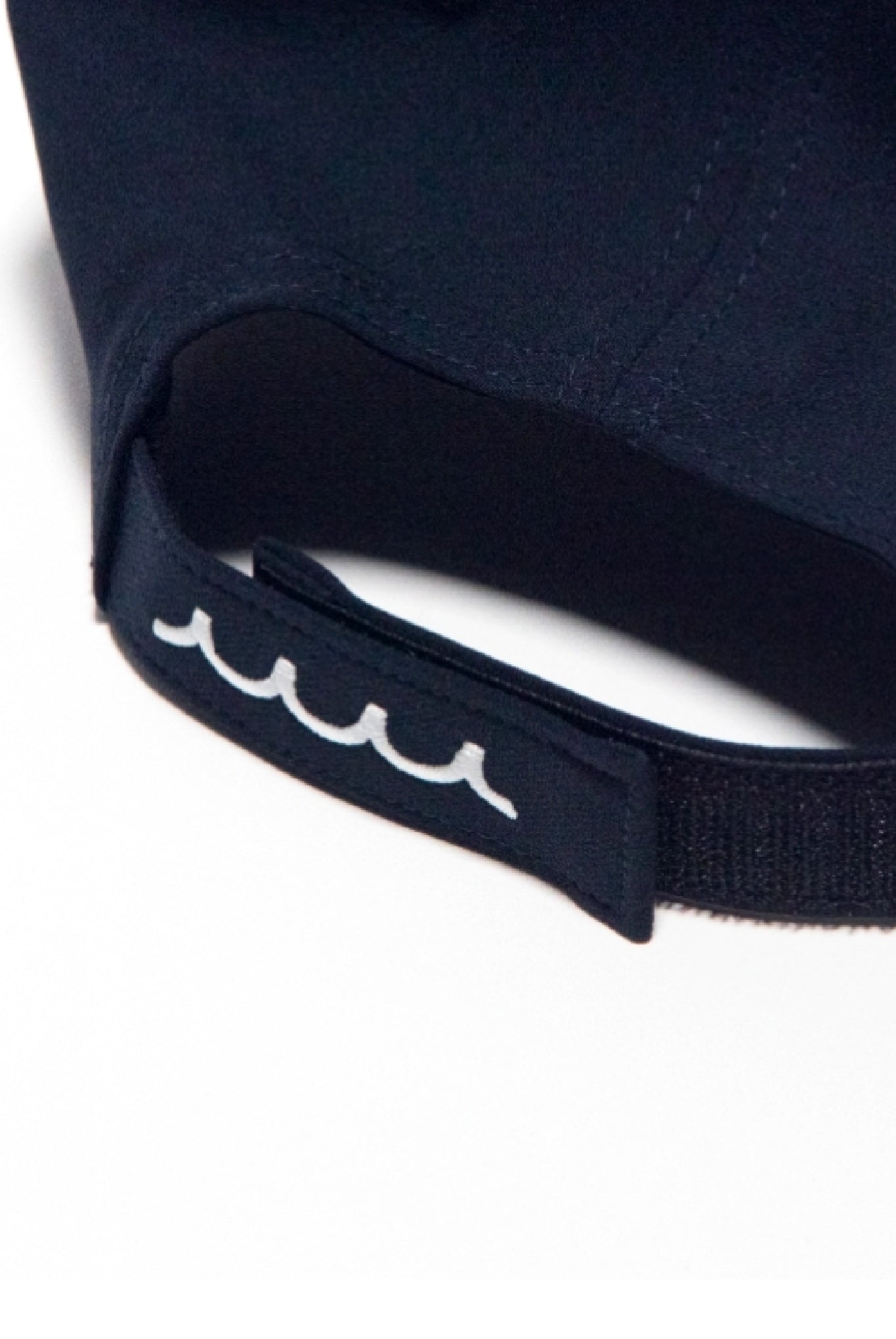 5LINE ロゴキャップ MMAV-622175 キャップ サイズ調整可能 ユニセックス / WHITE