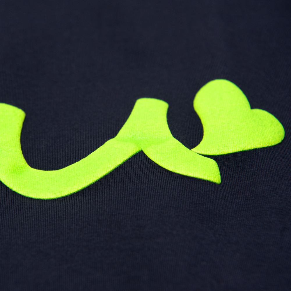 EARLY WAVE NEON Tシャツ スリムフィット MMAX-434463 ストレッチ / NAVY×GREEN