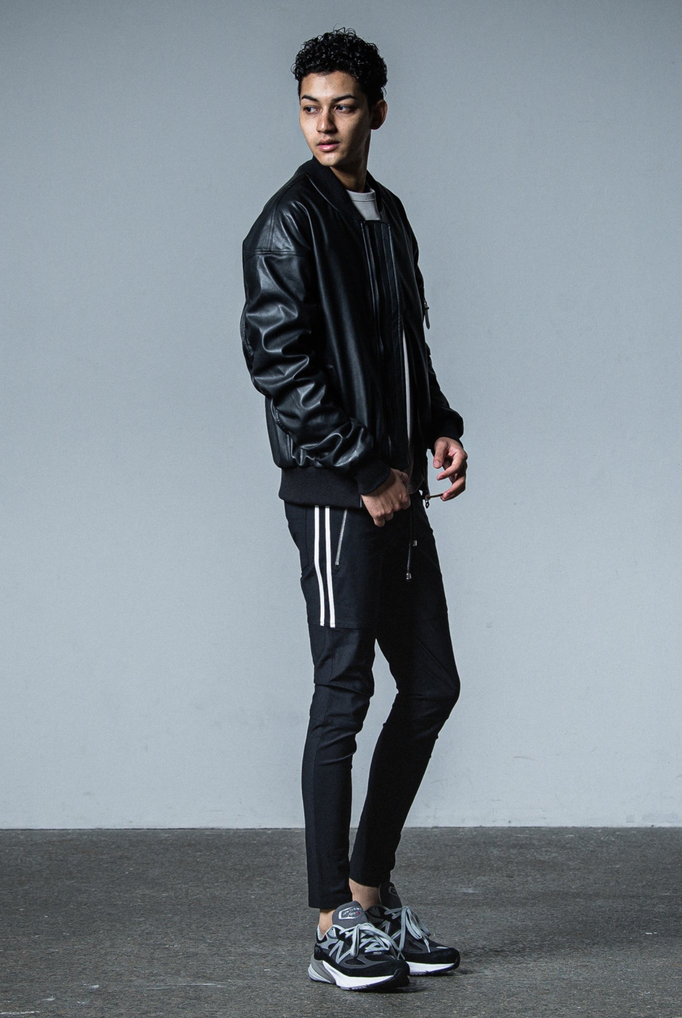 Johnson LINE NYLON PT BASIC-ST-009 SUPER TIGHT TAPERD ロングパンツ 機能素材 / BLACK×LINE WHITE