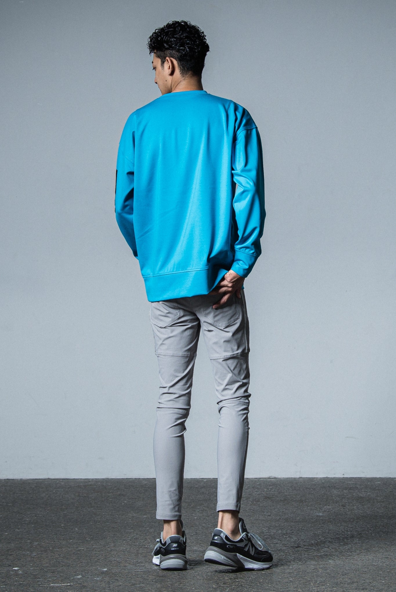 Johnson LINE NYLON PT BASIC-ST-009 SUPER TIGHT TAPERD ロングパンツ 機能素材 / GREY×LINE SILVER