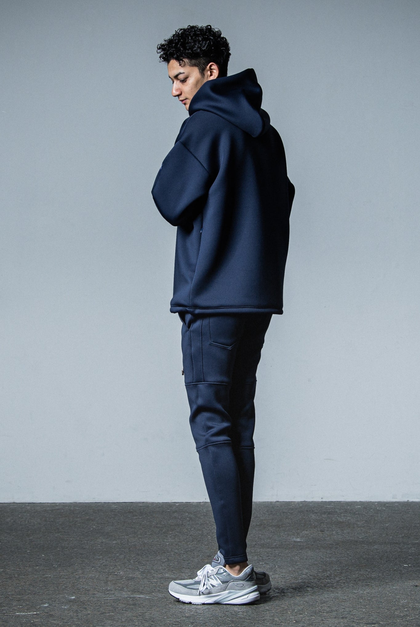 cardboard hoodie LOOSE FIT RC33-C-006 機能素材 フーディー / NAVY